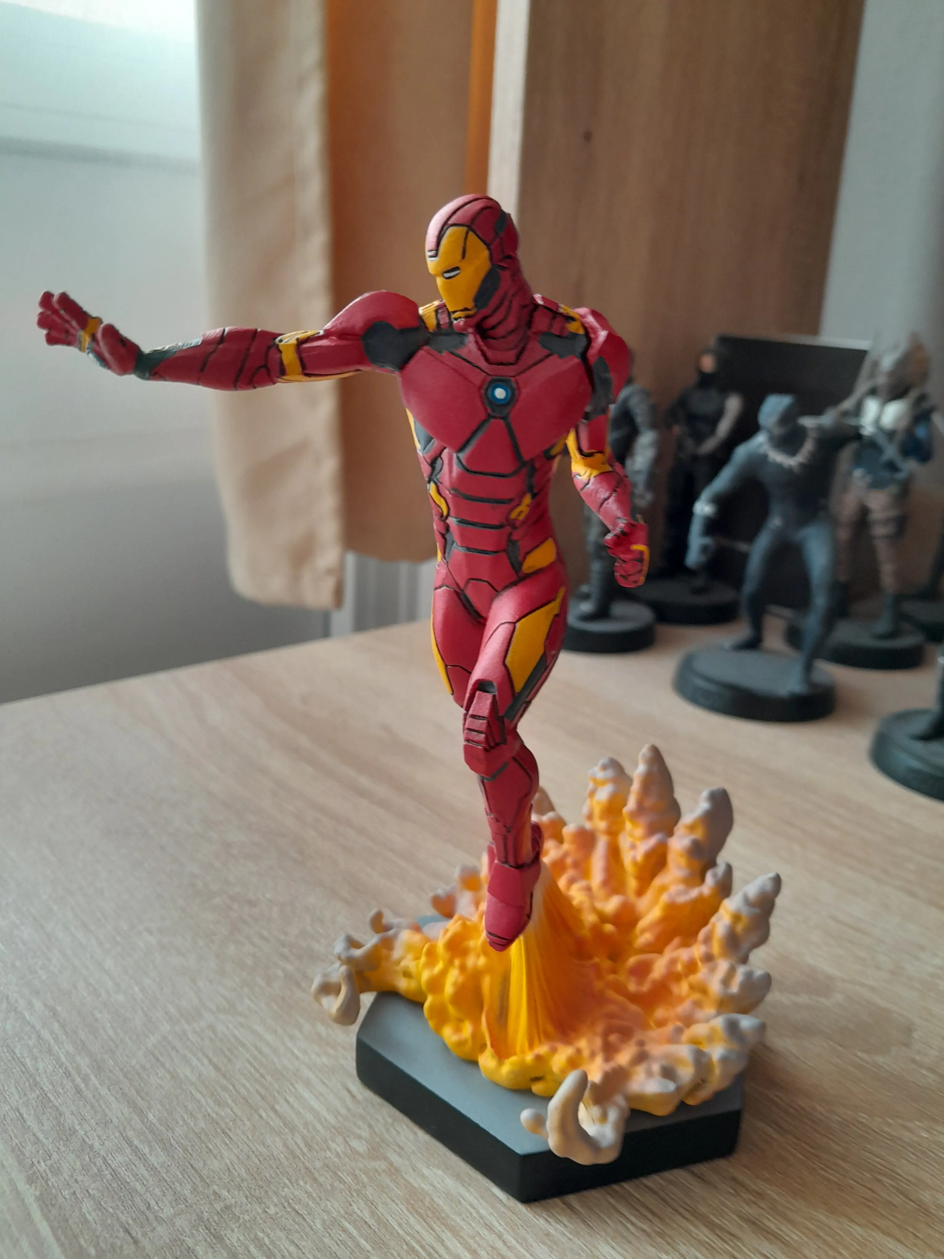 Sběratelská soška Marvel VS. kolekce 1/16 Iron Man 16 cm fotografii produktu