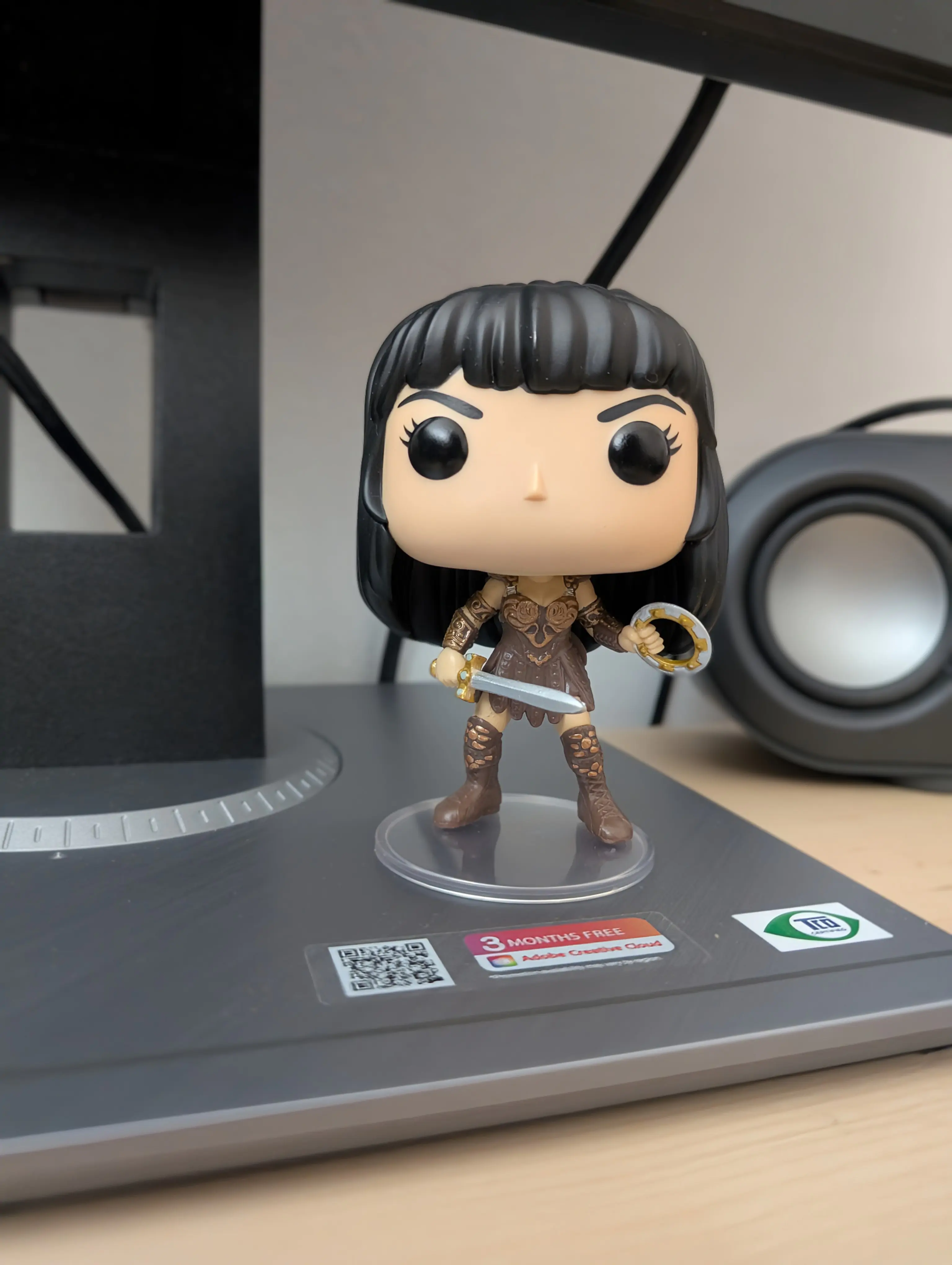 Xena Warrior Princess POP! TV vinylová figurka Xena 9 cm fotografii produktu