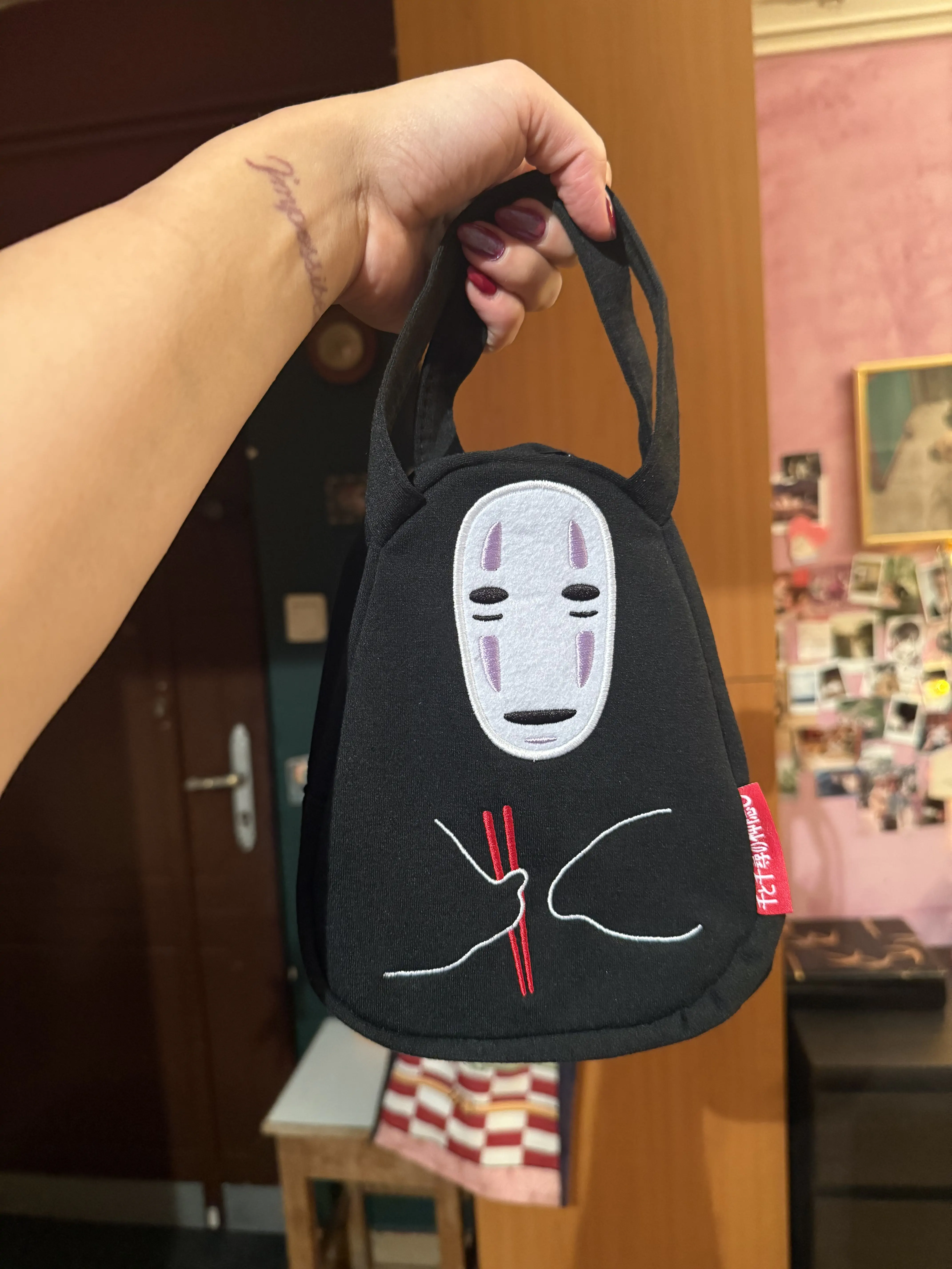 Svačinová taška Spirited Away No Face fotografii produktu