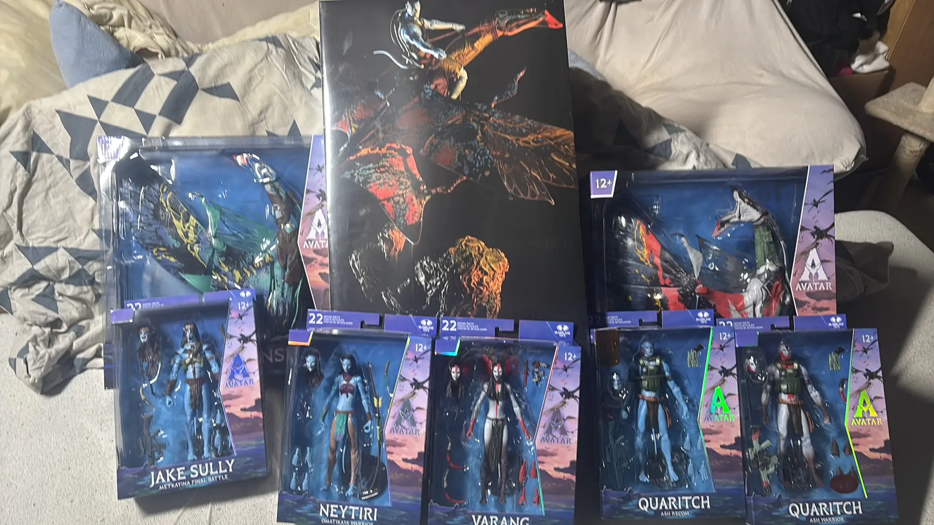 Avatar: The Way of Water akční figurka Recom Quaritch & RDA Banshee (Gold Label) fotografii produktu