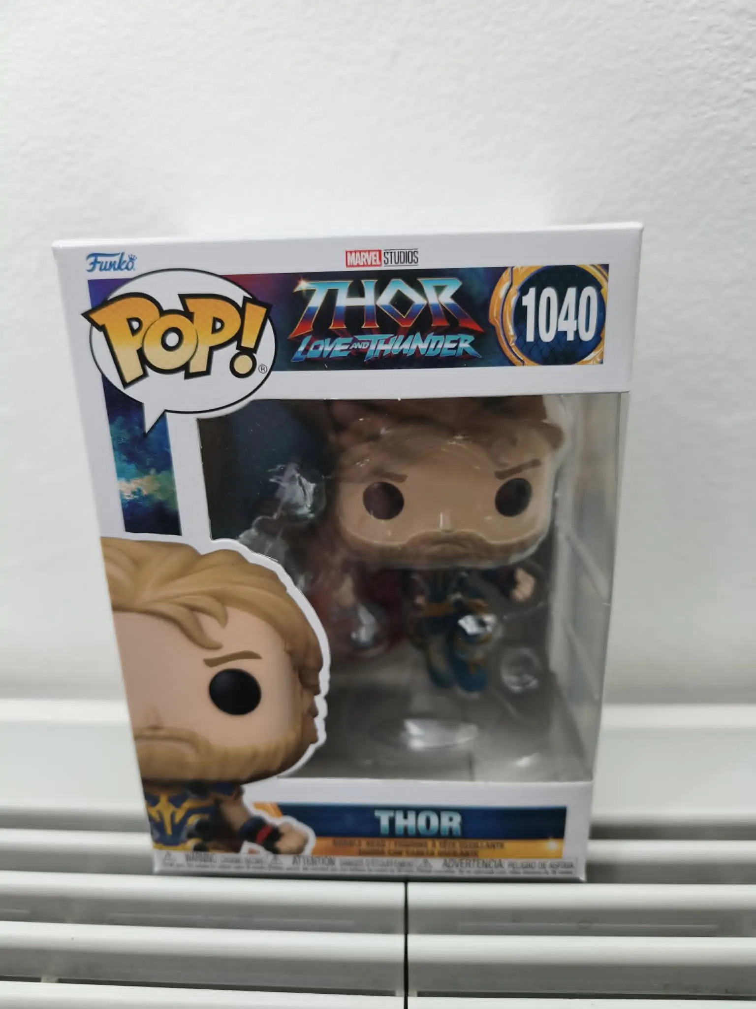 Thor: Love & Thunder POP! Vinylová Figurka Thor 9 cm fotografii produktu