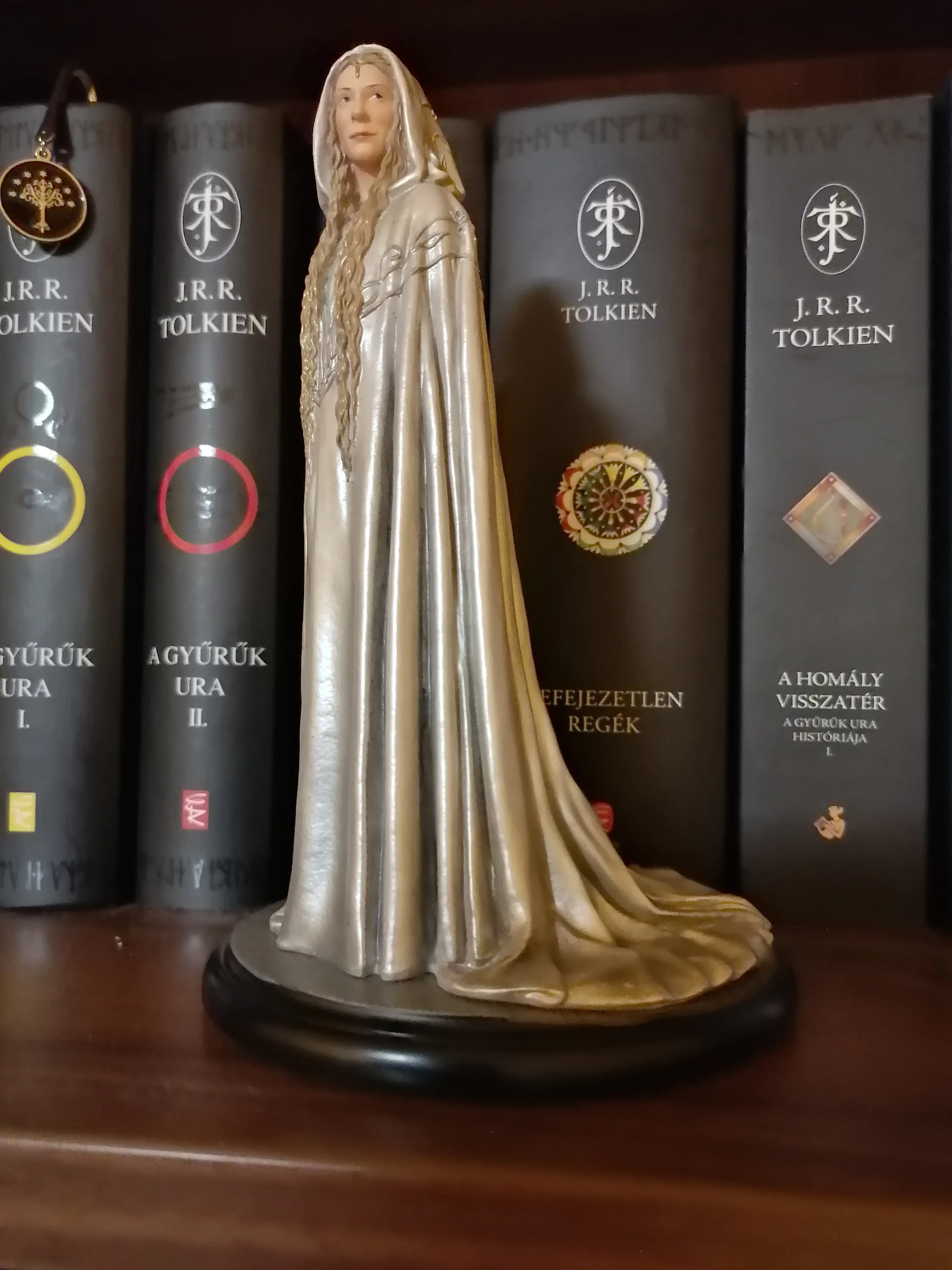 Lord of the Rings Mini Soška Galadriel 17 cm fotografii produktu