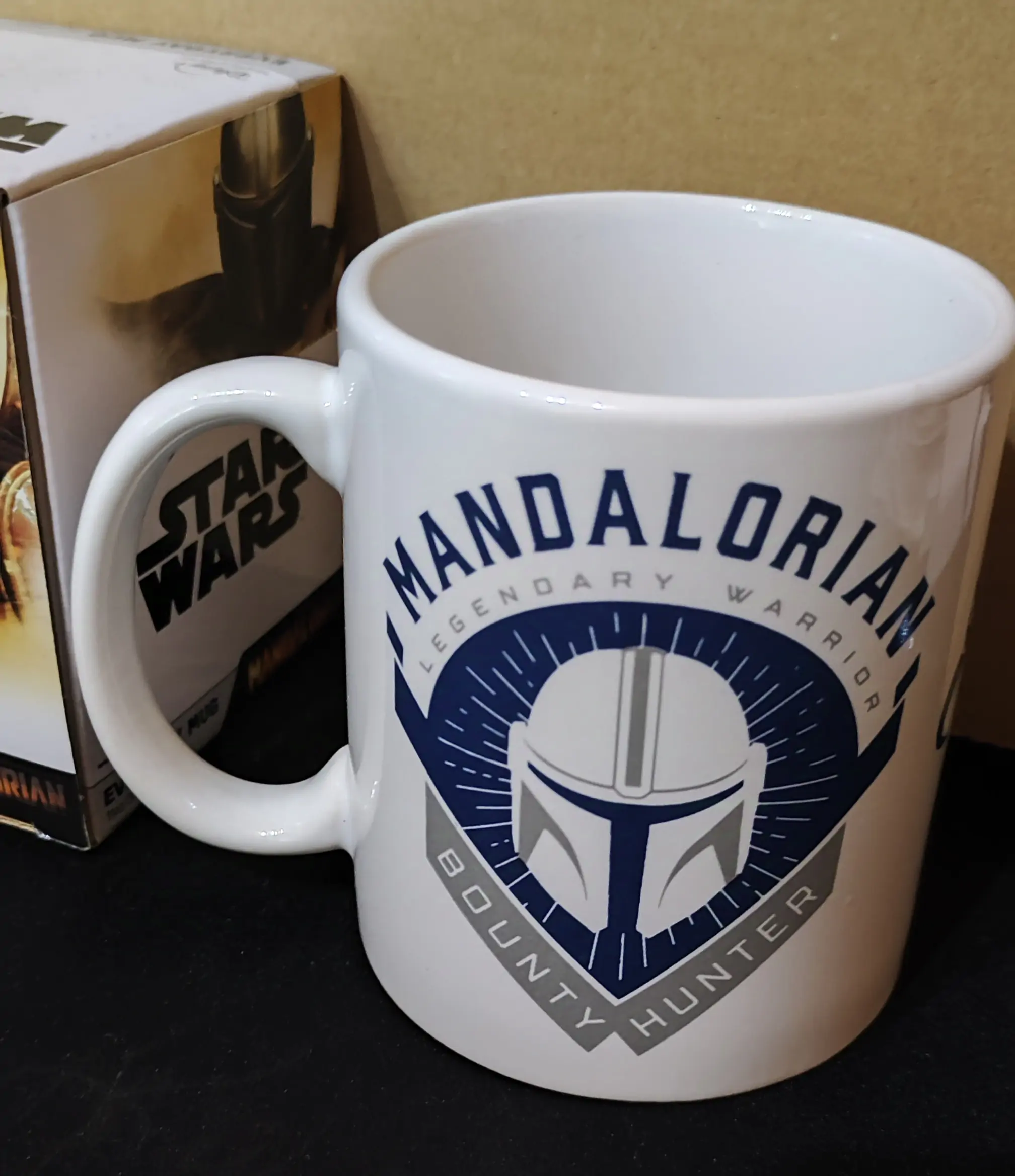 Star Wars The Mandalorian hrnek Lovec odměn fotografii produktu