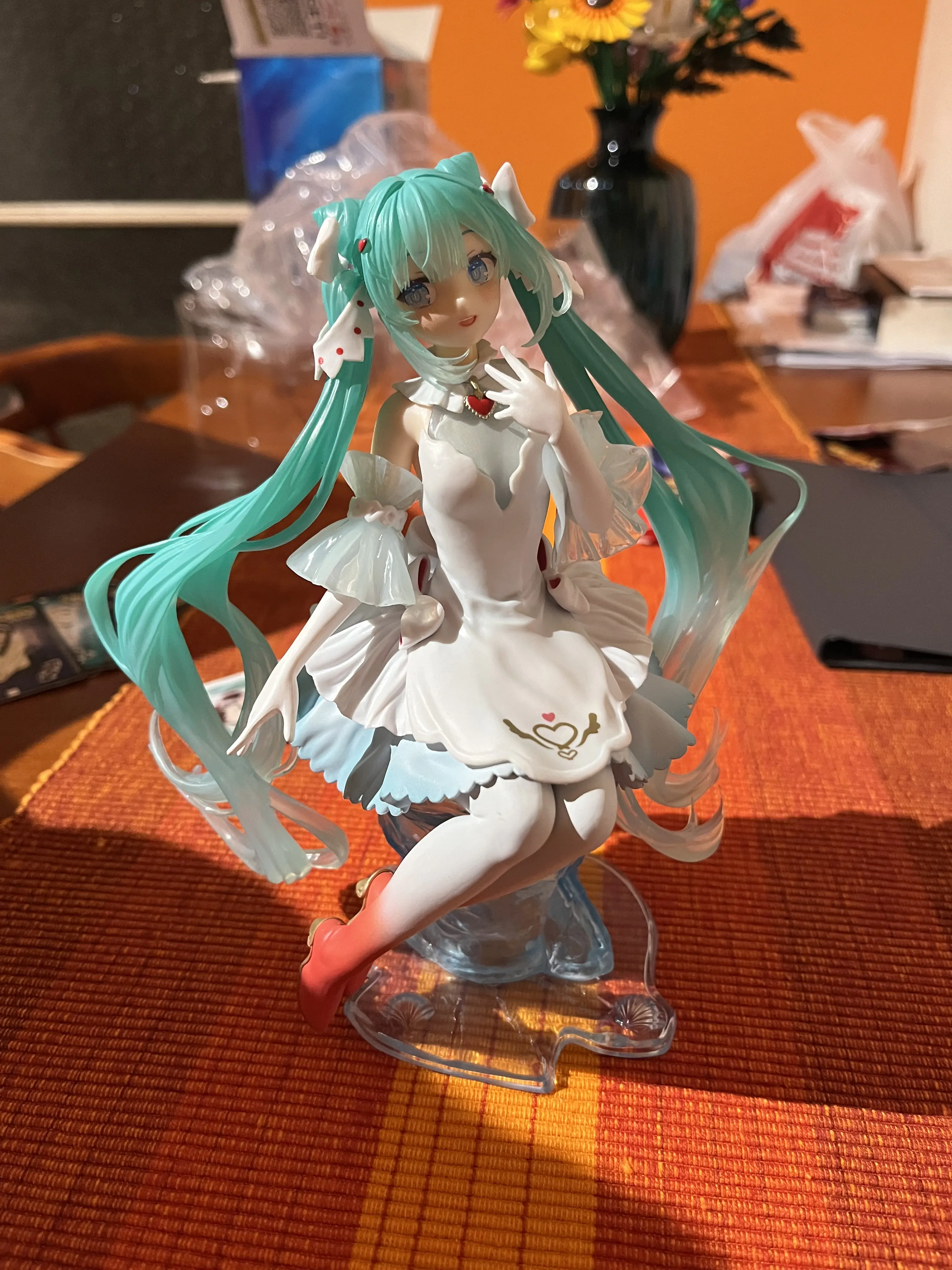 Hatsune Miku Clione Crearluxe figurka 18 cm fotografii produktu