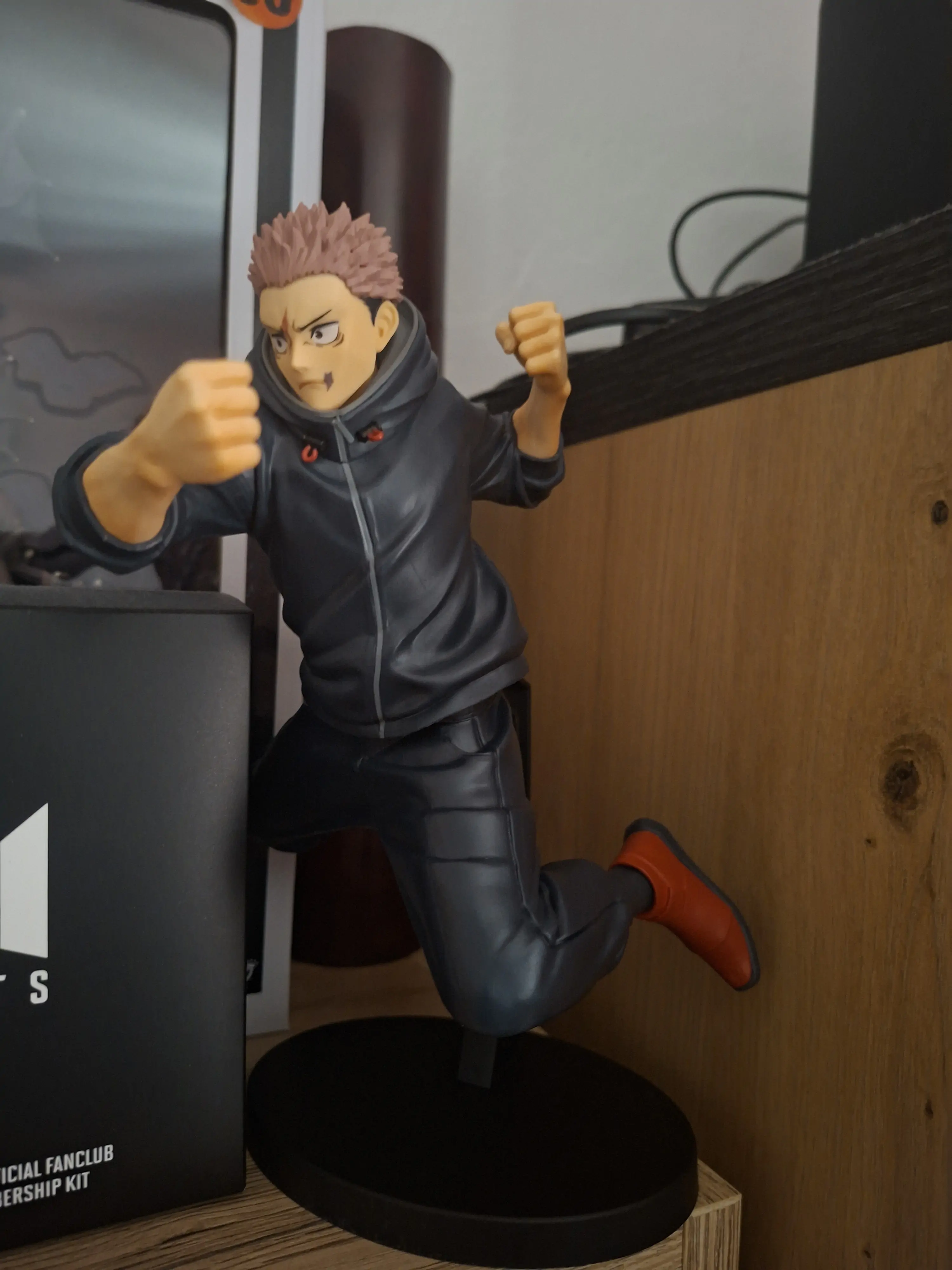 Jujutsu Kaisen Yuji Itadori Maximatic figurka 20cm fotografii produktu