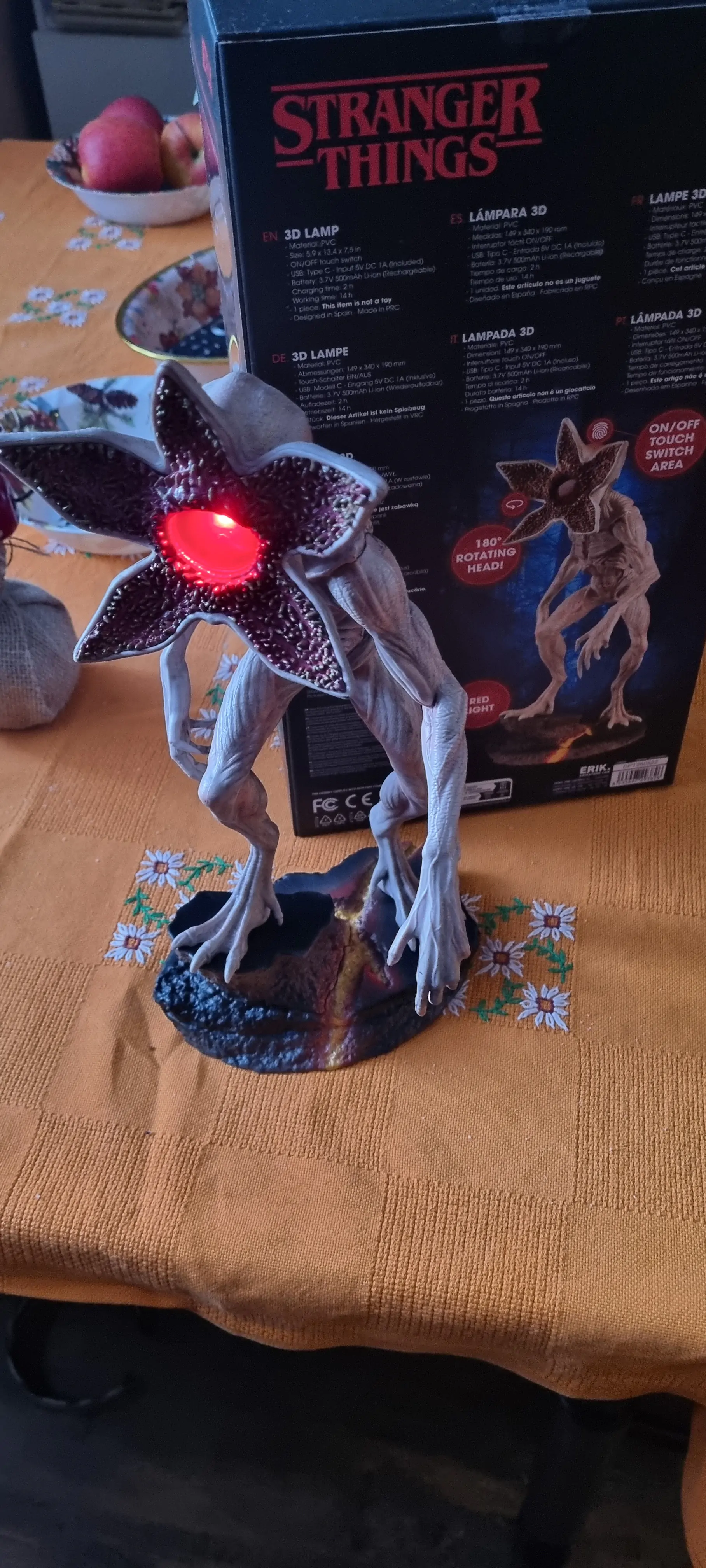 Stranger Things Demogorgon lampa fotografii produktu