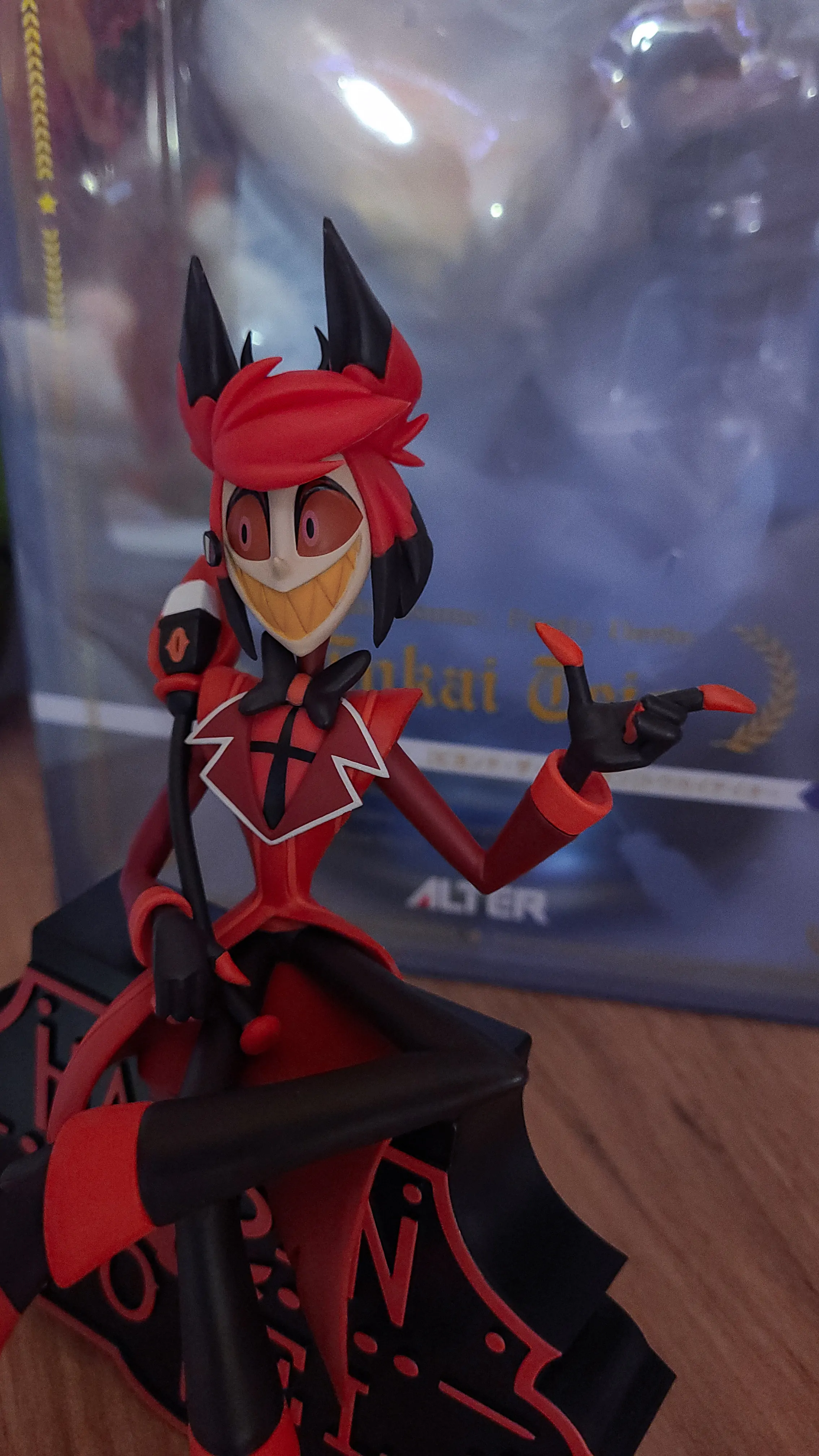 Hazbin Hotel Alastor ver.A figurka na monitor 17 centimetrů fotografii produktu