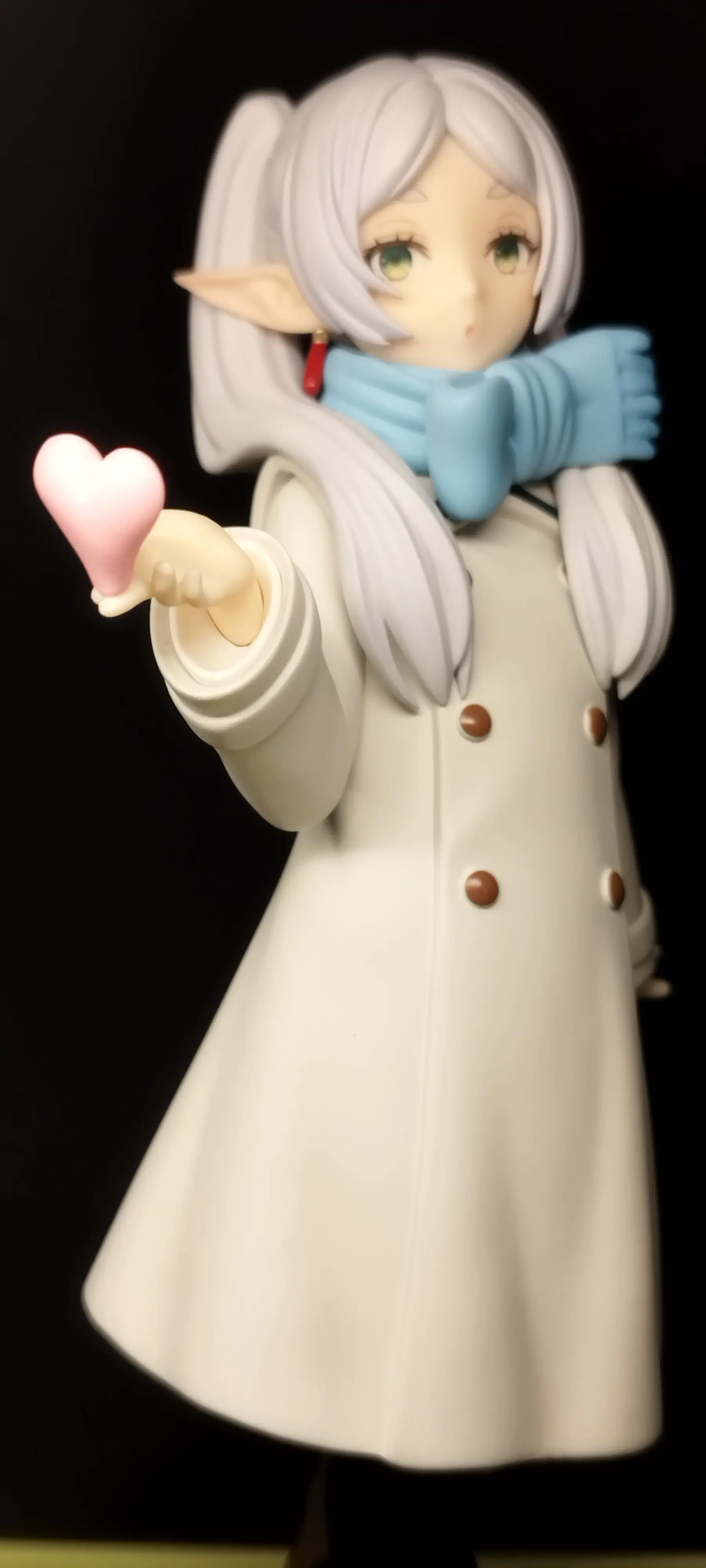 Frieren: Beyond Journey's End Pop Up Parade PVC Soška Frieren Blow Kiss Ver. 16 cm fotografii produktu