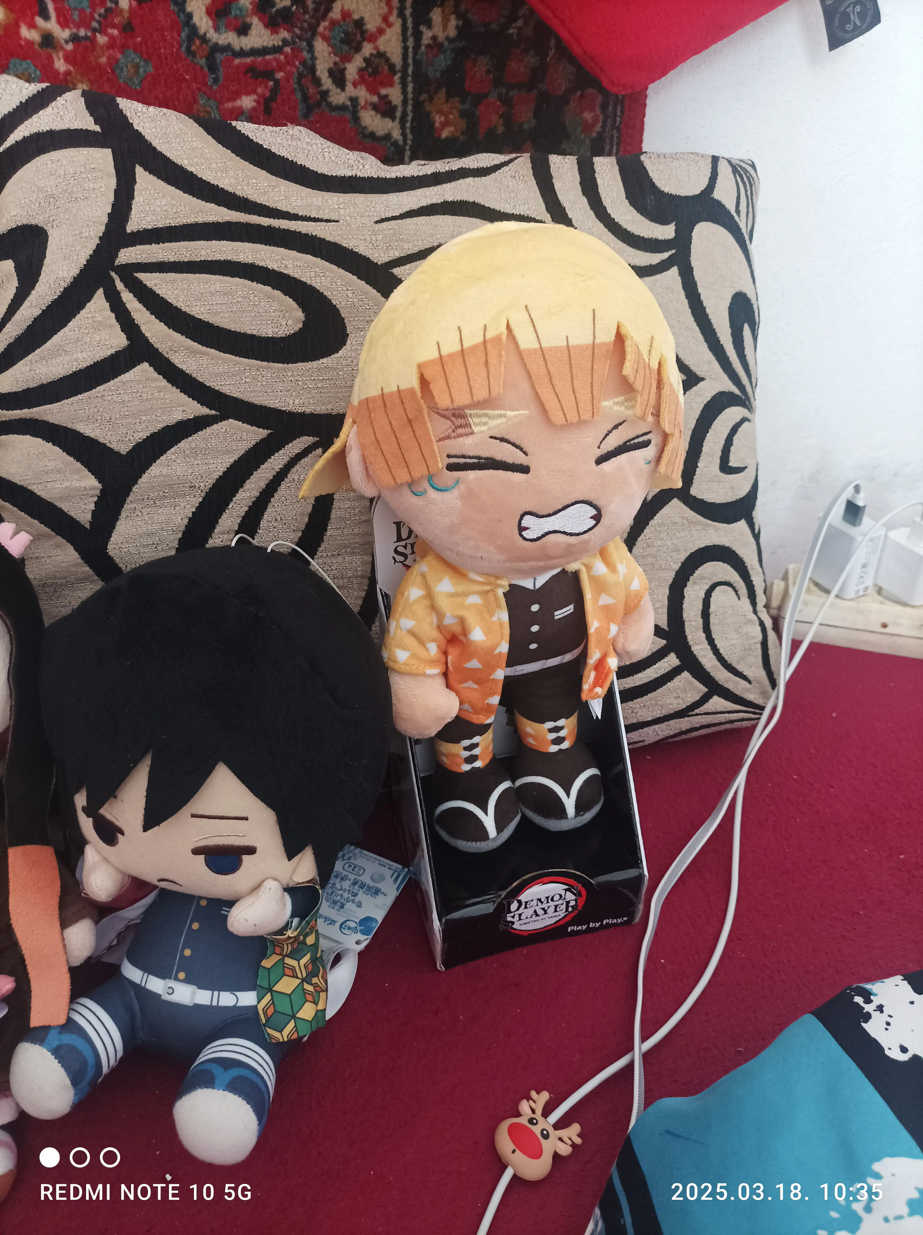 Demon Slayer Kimetsu no Yaiba Zenitsu Agatsuma plyšová hračka 27 cm fotografii produktu