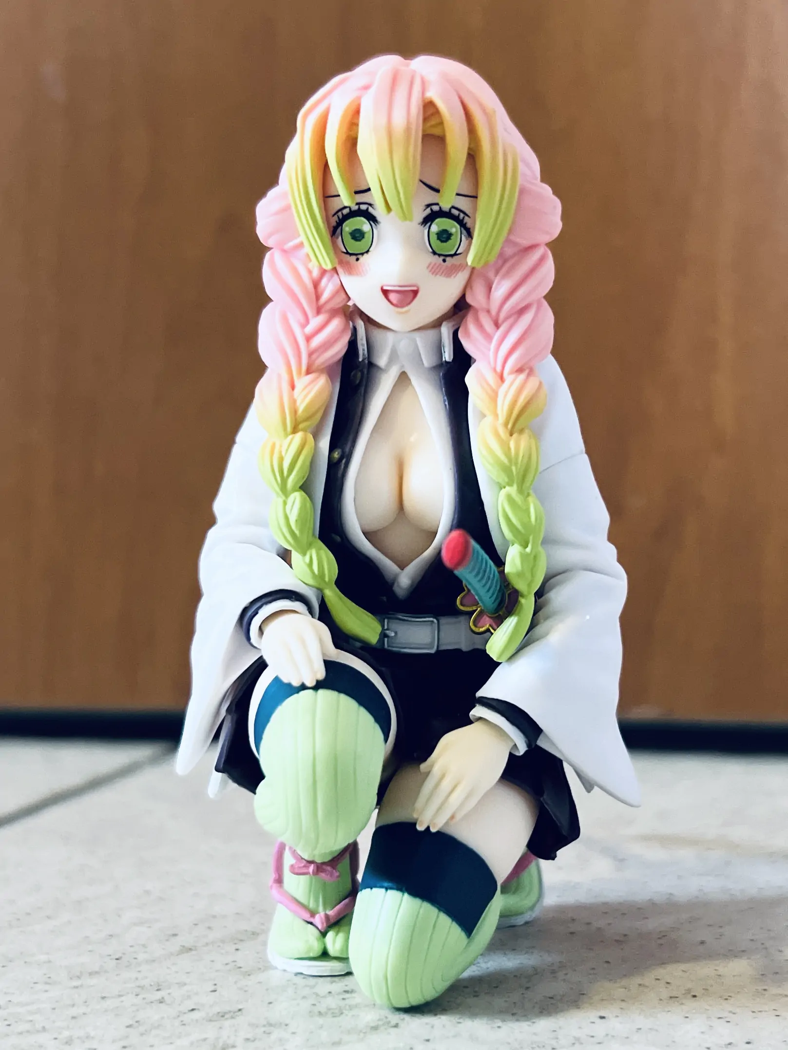 Demon Slayer: Kimetsu no Yaiba PM Perching PVC Soška Mitsuri Kanroji Hashira Meeting (re-run) 11 cm fotografii produktu