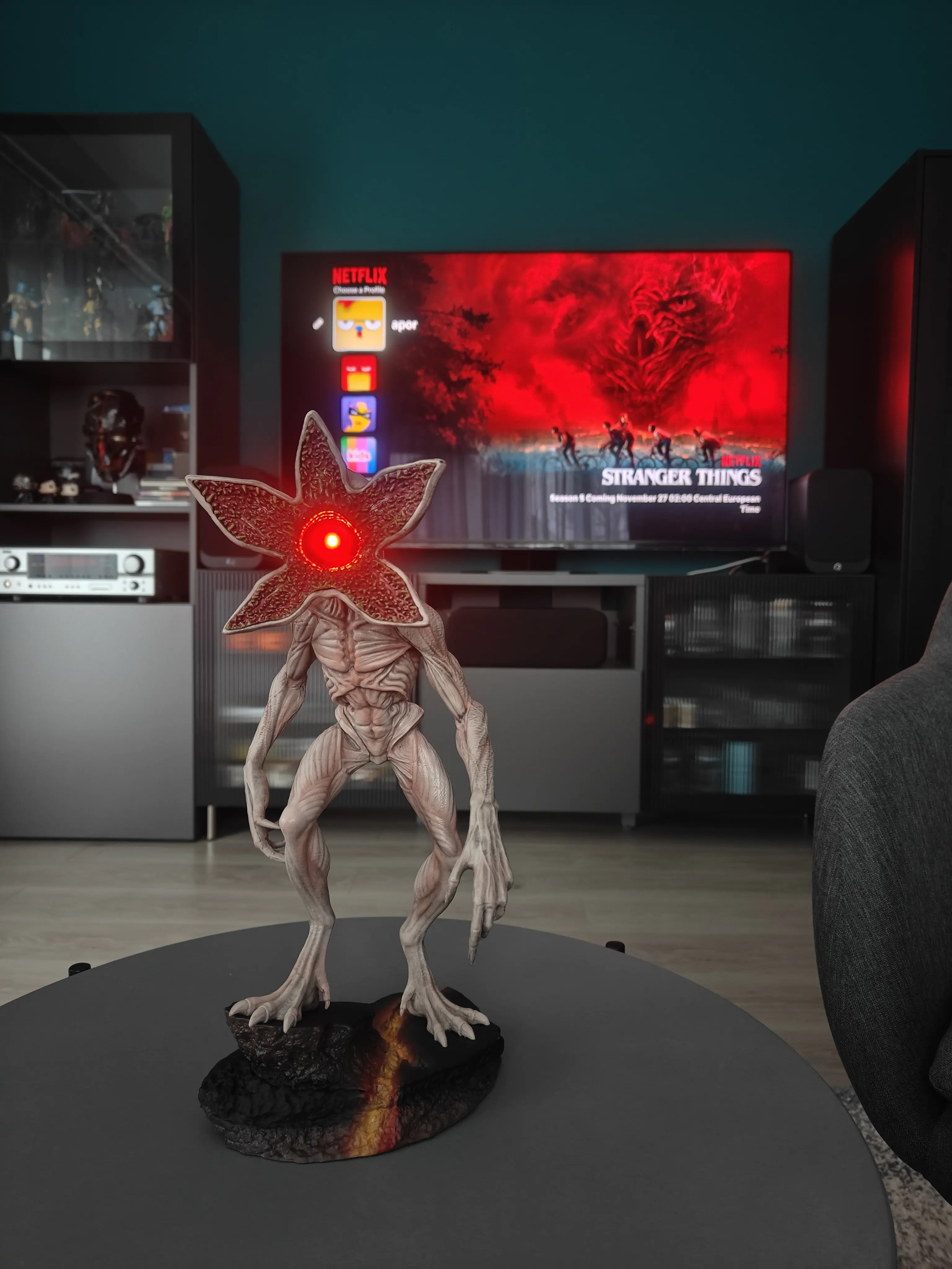 Stranger Things Demogorgon lampa fotografii produktu