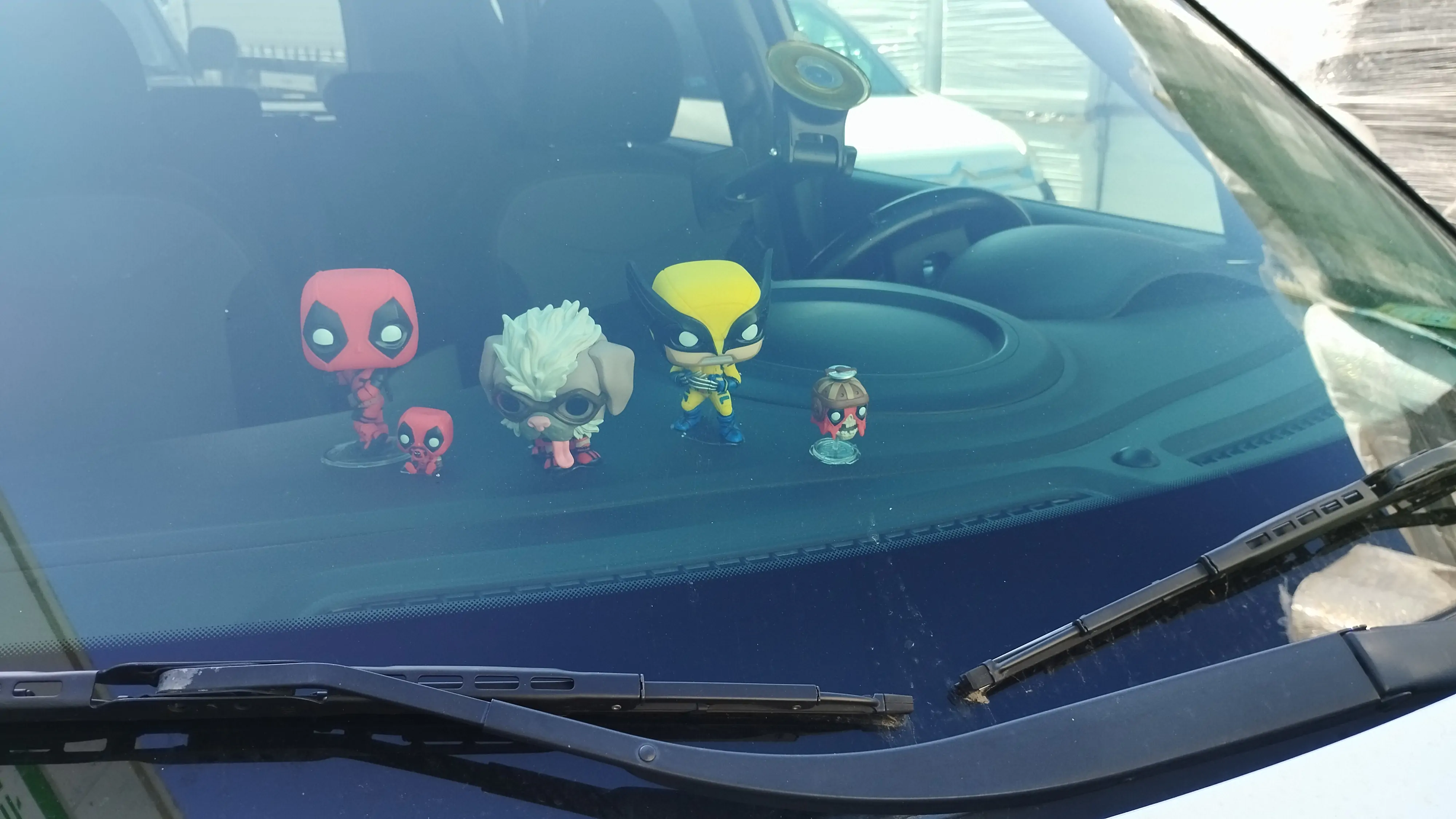 Funko POP figurka Marvel Deadpool & Wolverine Dogpool fotografii produktu