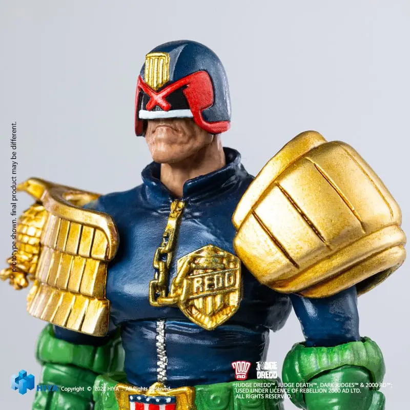 2000 AD Exquisite Mini akční figurka 1/18 Judge Dredd Gaze Into The Fist of Dredd 10 cm fotografii produktu