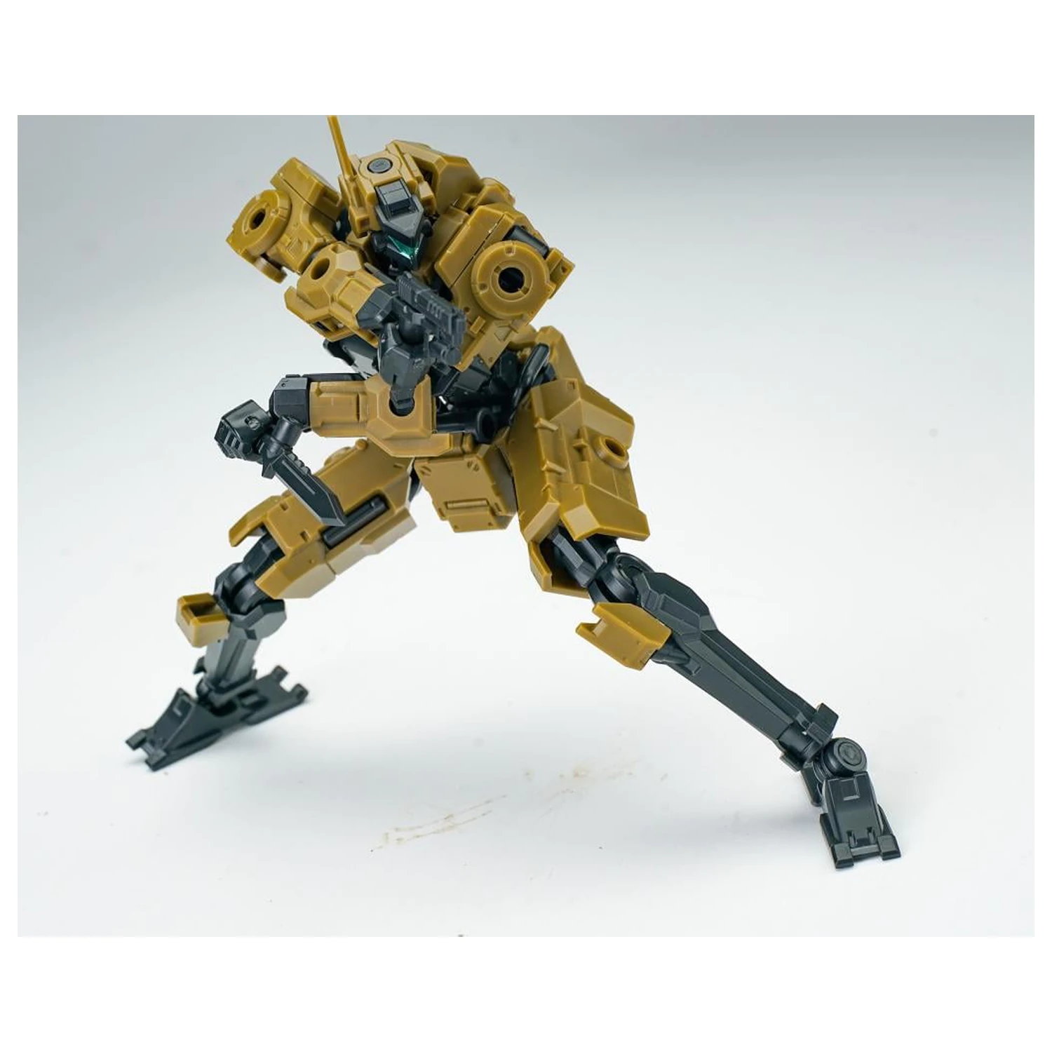 3 Min Project Fenrir (Yellow) Plastikový model 1/18 11,2 cm fotografii produktu