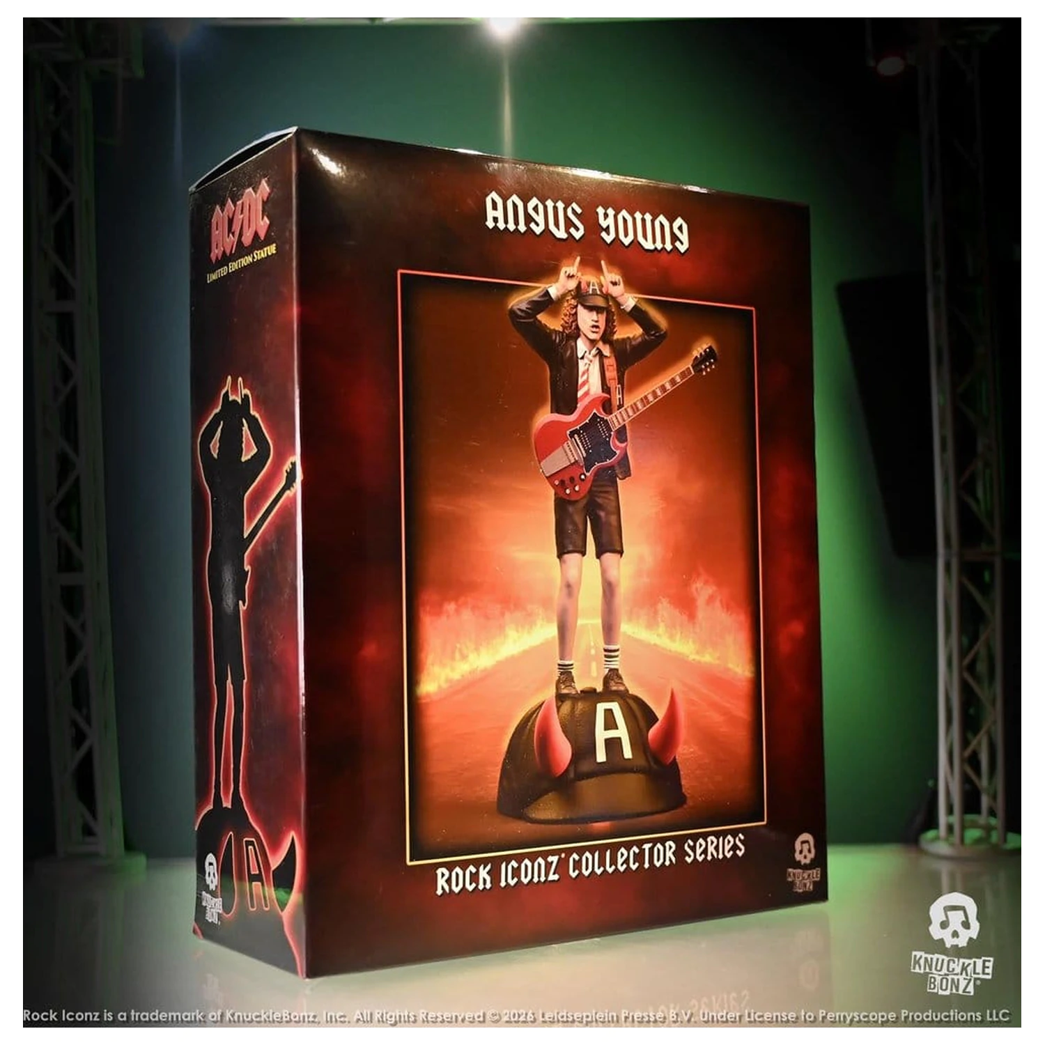 AC/DC Rock Iconz figurka Angus Young IV 23 cm fotografii produktu