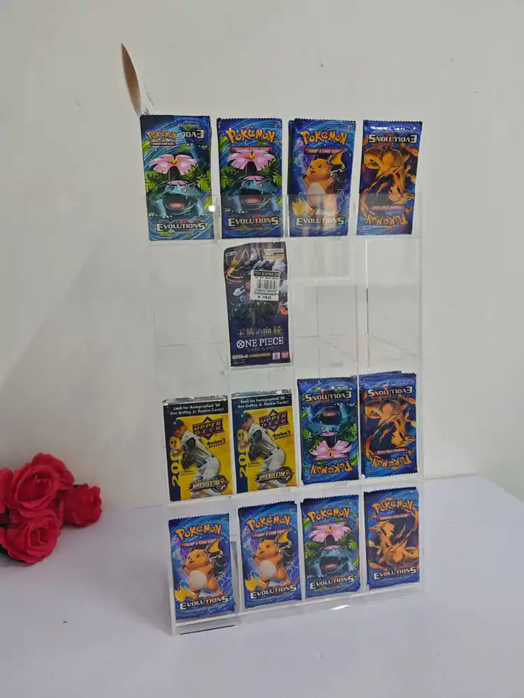 Akrylový pultový display pro boostery sběratelských karet fotografii produktu