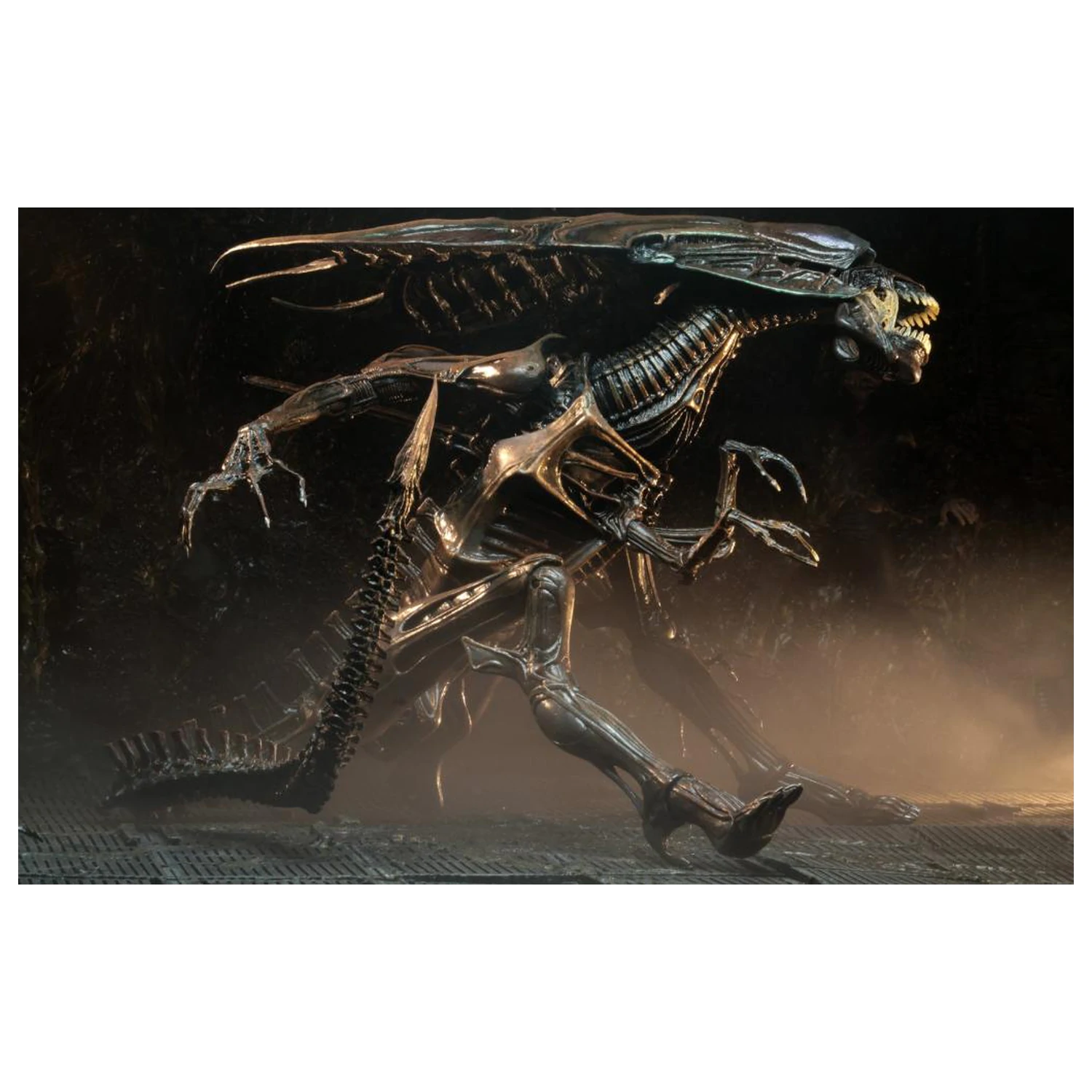 Alien Resurrection Alien Queen Figurka Ultra Deluxe 37 cm fotografii produktu