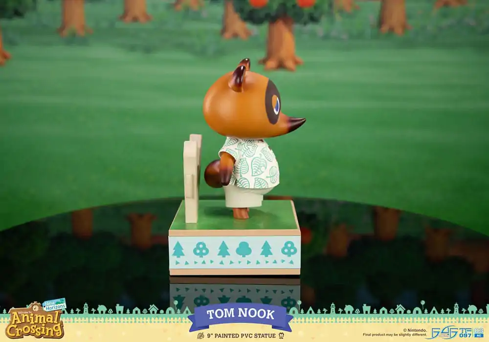 Animal Crossing: New Horizons PVC soška Tom Nook 22 cm fotografii produktu