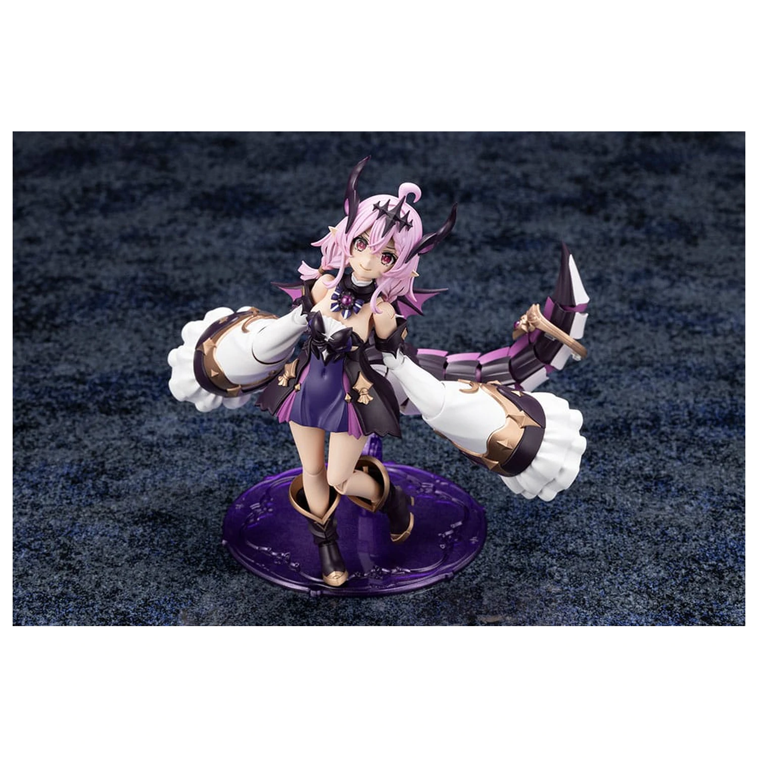 Arcanadea Plastový Model Kit GII 13 cm fotografii produktu