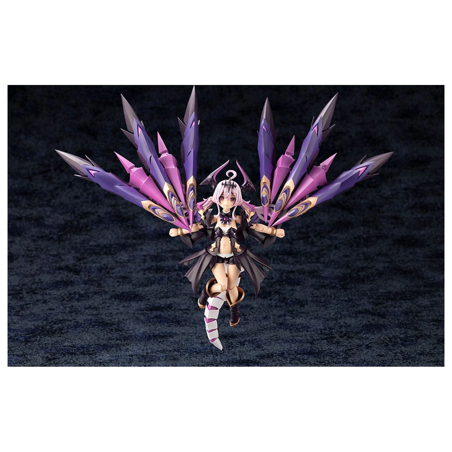 Arcanadea Plastový Model Kit GII 13 cm fotografii produktu