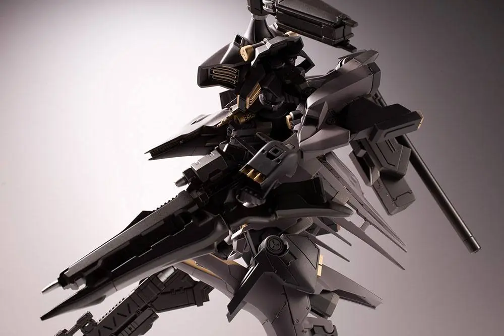 Armored Core 4 Plastikový Model Kit 1/72 Rayleonard 03-Aaliyah Supplice Opening Ver. 18 cm fotografii produktu