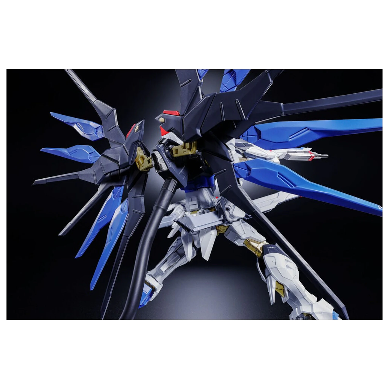 Asolute Act Strike Freedom Gundam figurka 18,5 cm fotografii produktu