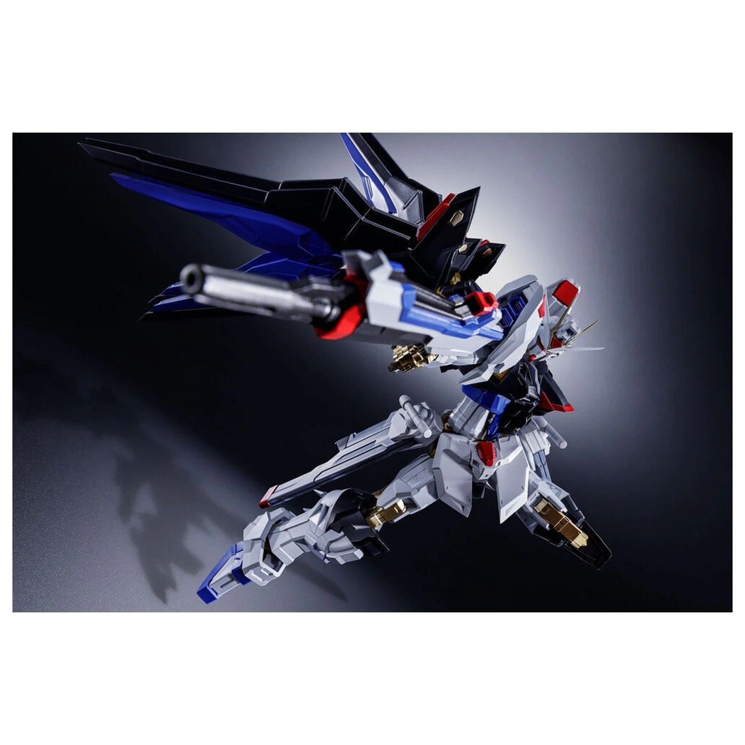 Asolute Act Strike Freedom Gundam figurka 18,5 cm fotografii produktu