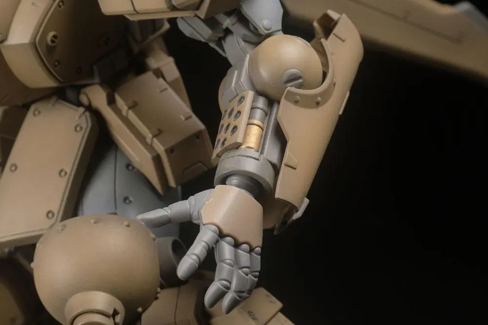 Assault Suits Leynos Plastic Model Kit 1/35 AS-5E3 Leynos (Mass Production-Type) Renewal Ver. 15 cm fotografii produktu