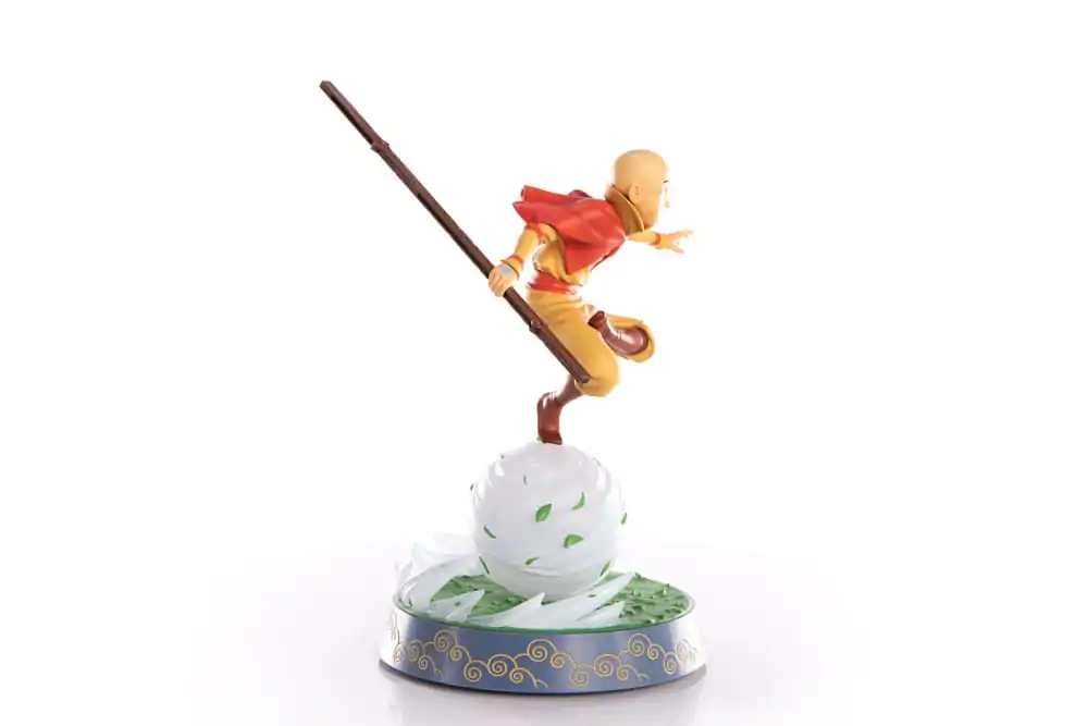 Avatar: The Last Airbender Grand Scale Busta Aang 34 cm fotografii produktu