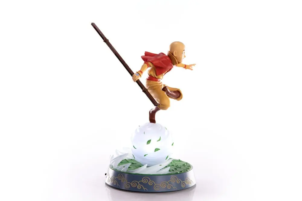 Avatar: The Last Airbender PVC Socha Aang Sběratelská edice 27 cm fotografii produktu