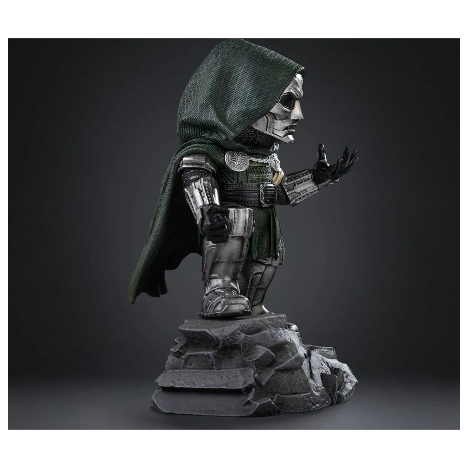 Avengers: Doomsday MiniCo soška Doctor Doom 15 cm fotografii produktu
