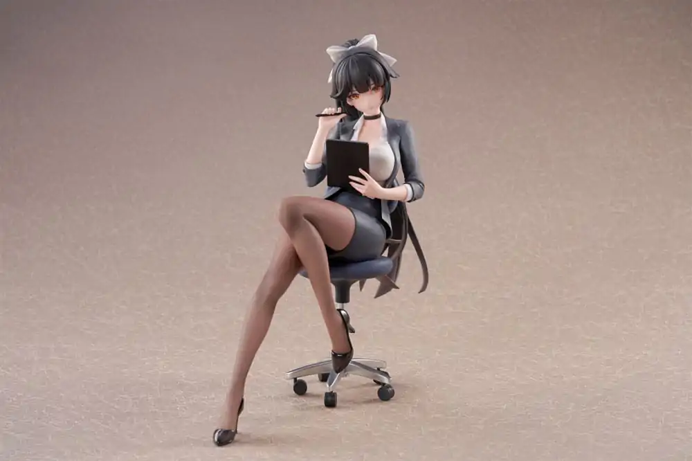 Azur Lane PVC Socha 1/6 Takao Office Lady Verze 18 cm fotografii produktu