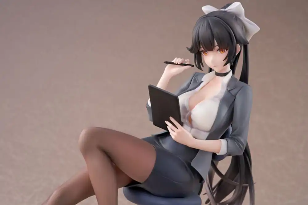 Azur Lane PVC Socha 1/6 Takao Office Lady Verze 18 cm fotografii produktu