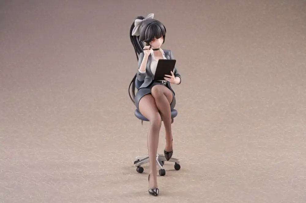 Azur Lane PVC Socha 1/6 Takao Office Lady Verze 18 cm fotografii produktu