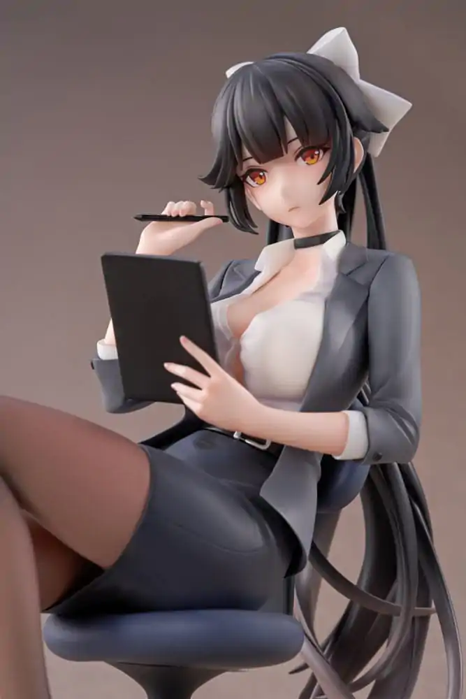 Azur Lane PVC Socha 1/6 Takao Office Lady Verze 18 cm fotografii produktu