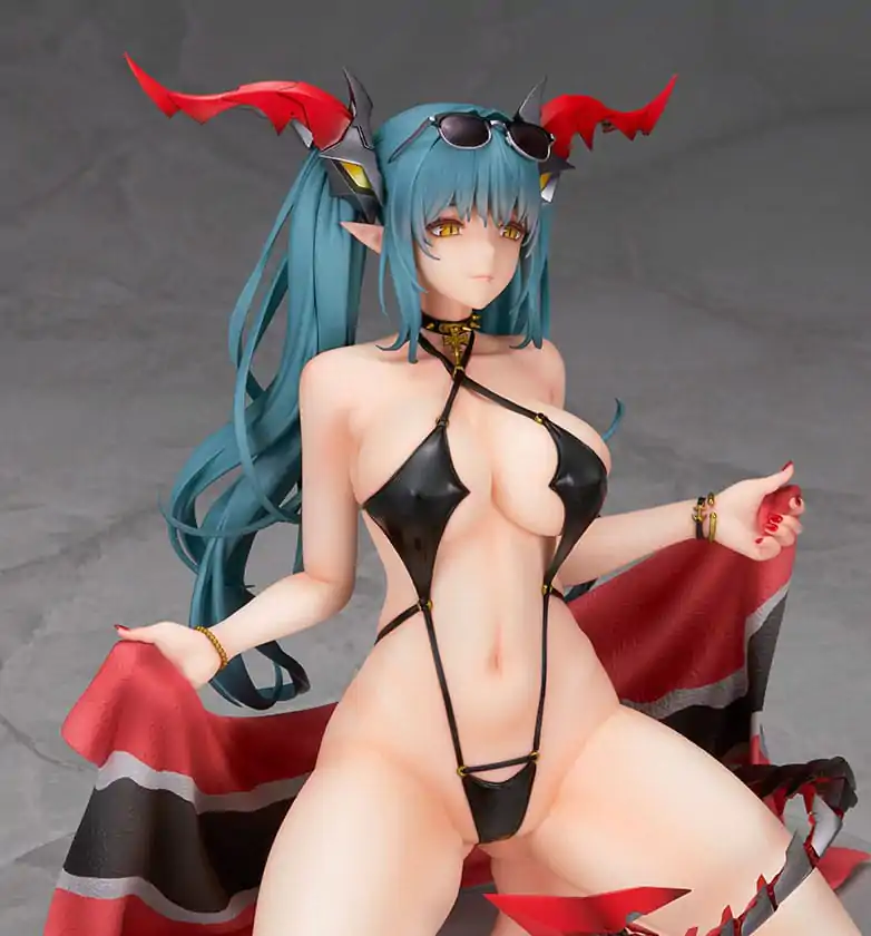 Azur Lane PVC Socha 1/7 Regensburg Dark Dragon and the Coast of Light Ver. 16 cm fotografii produktu
