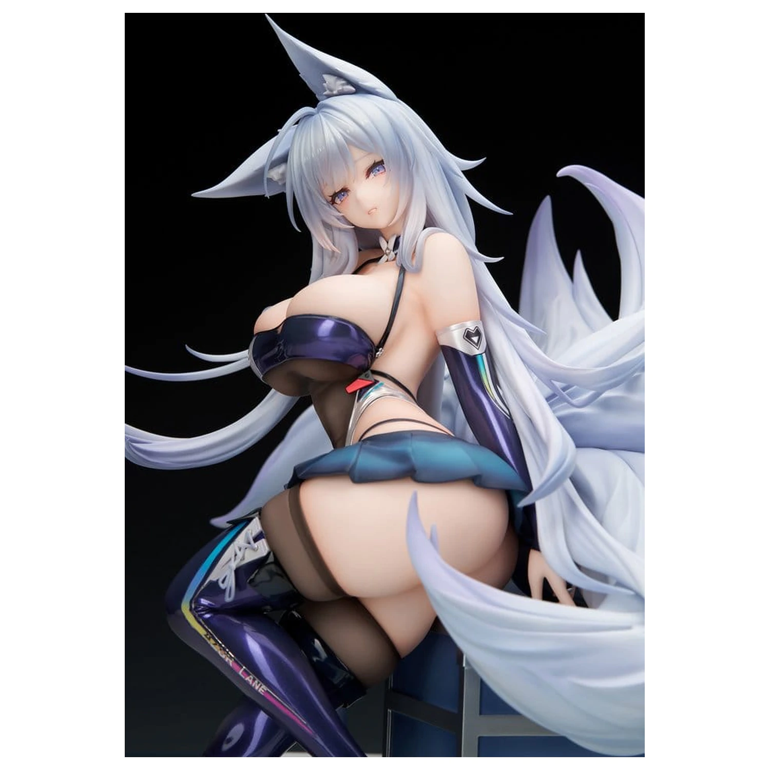 Azur Lane PVC Figurka 1/7 Shinano Moonlit Chrome Ver. Akrylová speciální edice s displejem 25 cm fotografii produktu