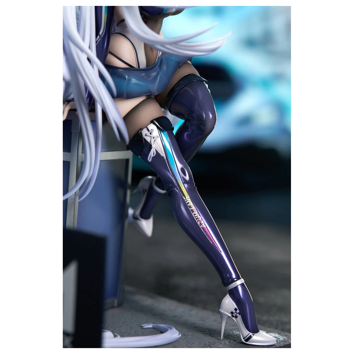 Azur Lane PVC Figurka 1/7 Shinano Moonlit Chrome Ver. Akrylová speciální edice s displejem 25 cm fotografii produktu