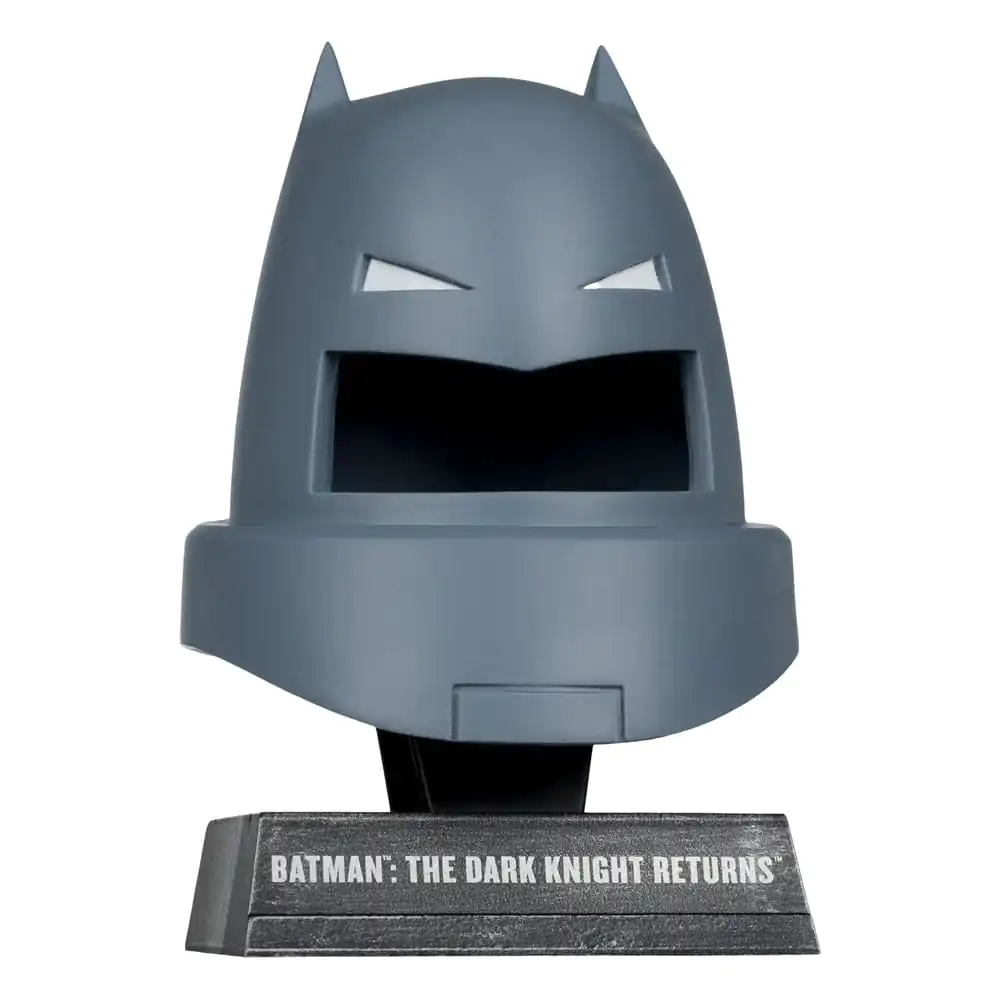Batman DC Direct Mini Replika 1/3 Armoured Batman Cowl (Dark Knight Returns) 18 cm fotografii produktu