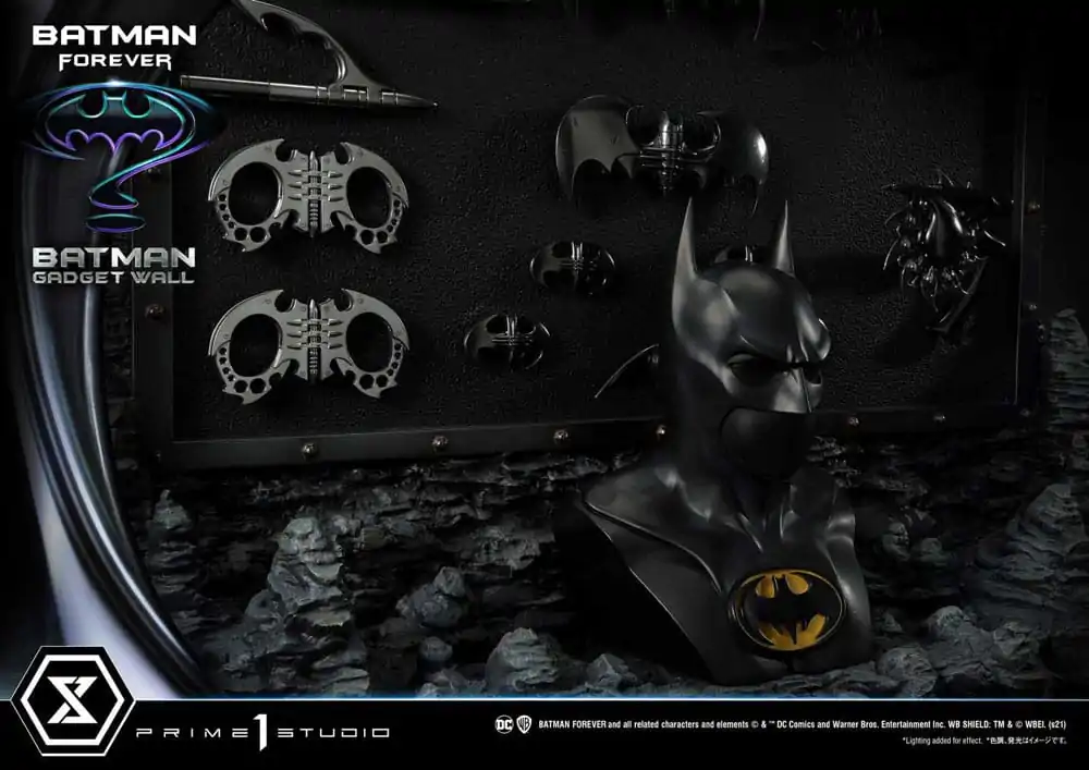 Batman Forever Museum Masterline Series socha 1/3 Batman Gadget Wall 49 cm fotografii produktu