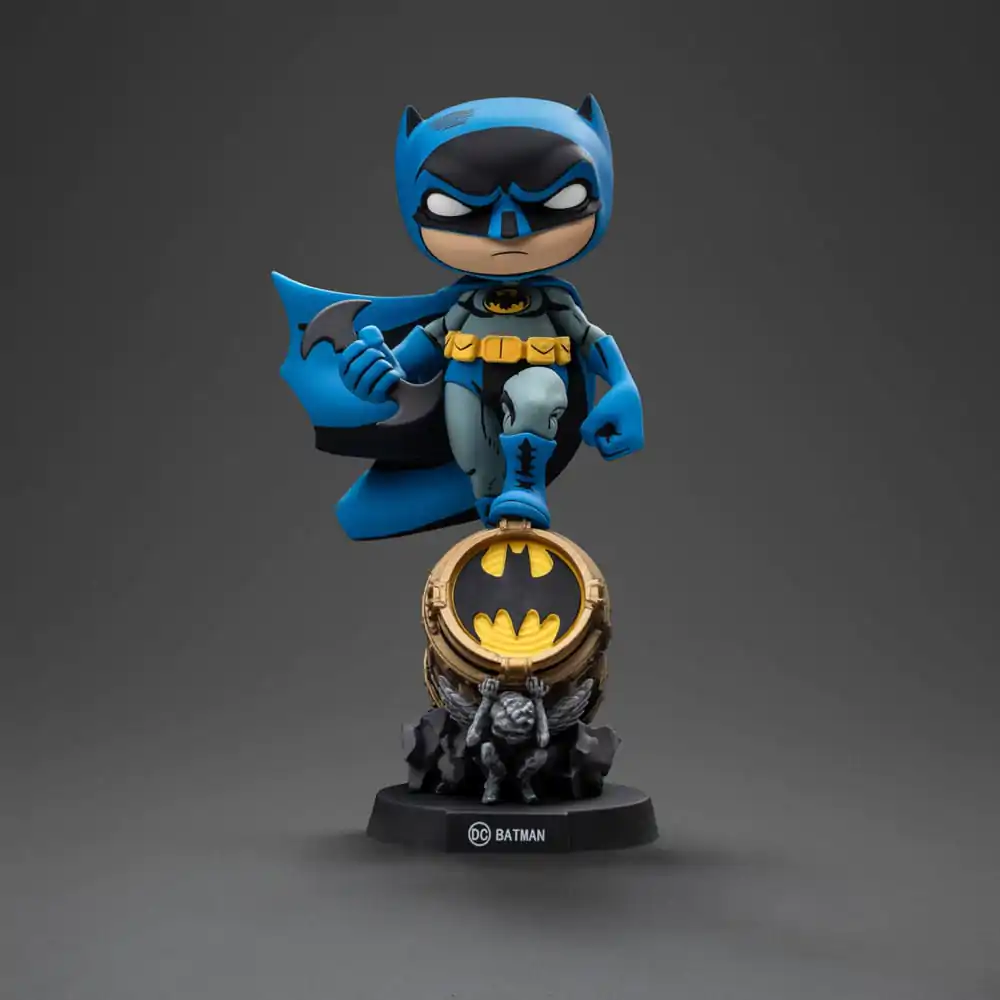 Batman Mini Co. PVC figurka Batman na Bat-Signálu (Blue Variant) 19 cm fotografii produktu