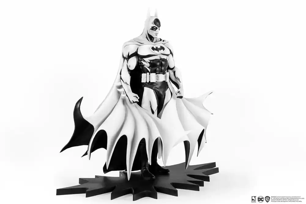 Batman PX PVC Socha 1/8 SDCC 2024 Batman Black & White verze 27 cm fotografii produktu