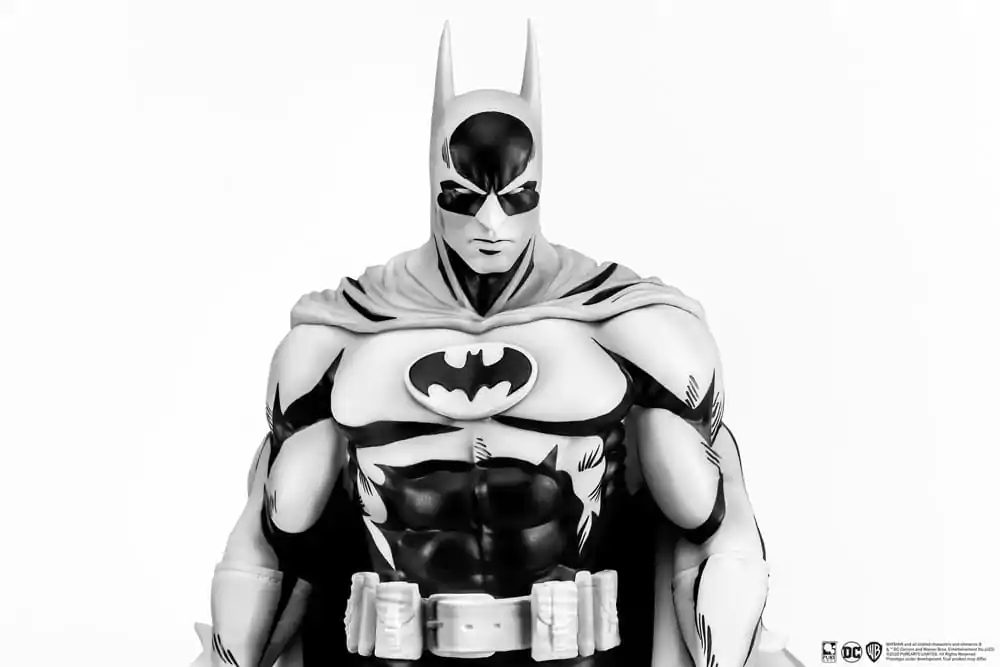 Batman PX PVC Socha 1/8 SDCC 2024 Batman Black & White verze 27 cm fotografii produktu