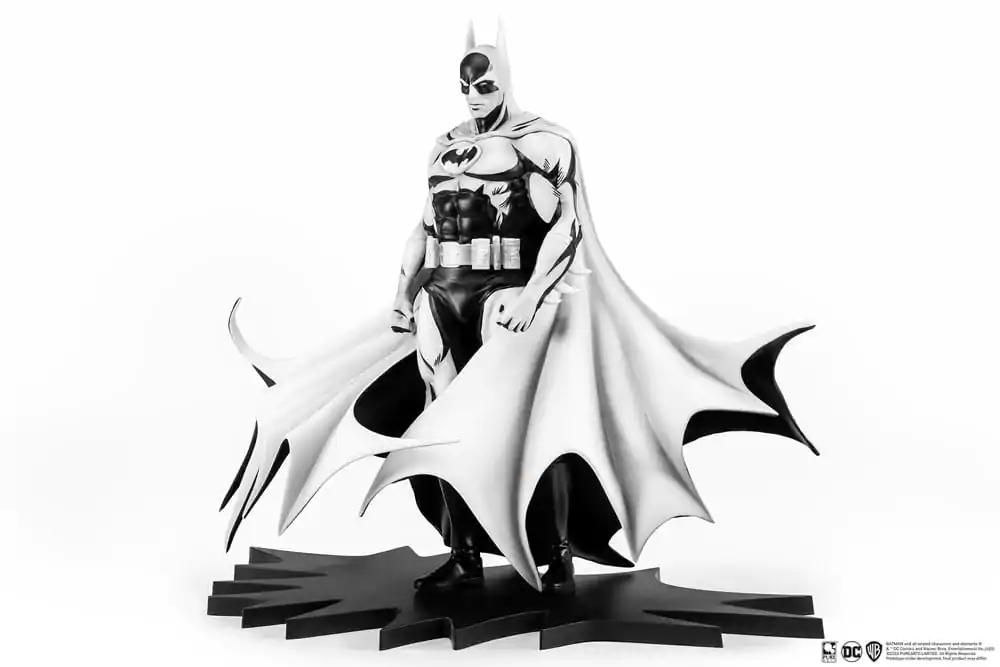 Batman PX PVC Socha 1/8 SDCC 2024 Batman Black & White verze 27 cm fotografii produktu