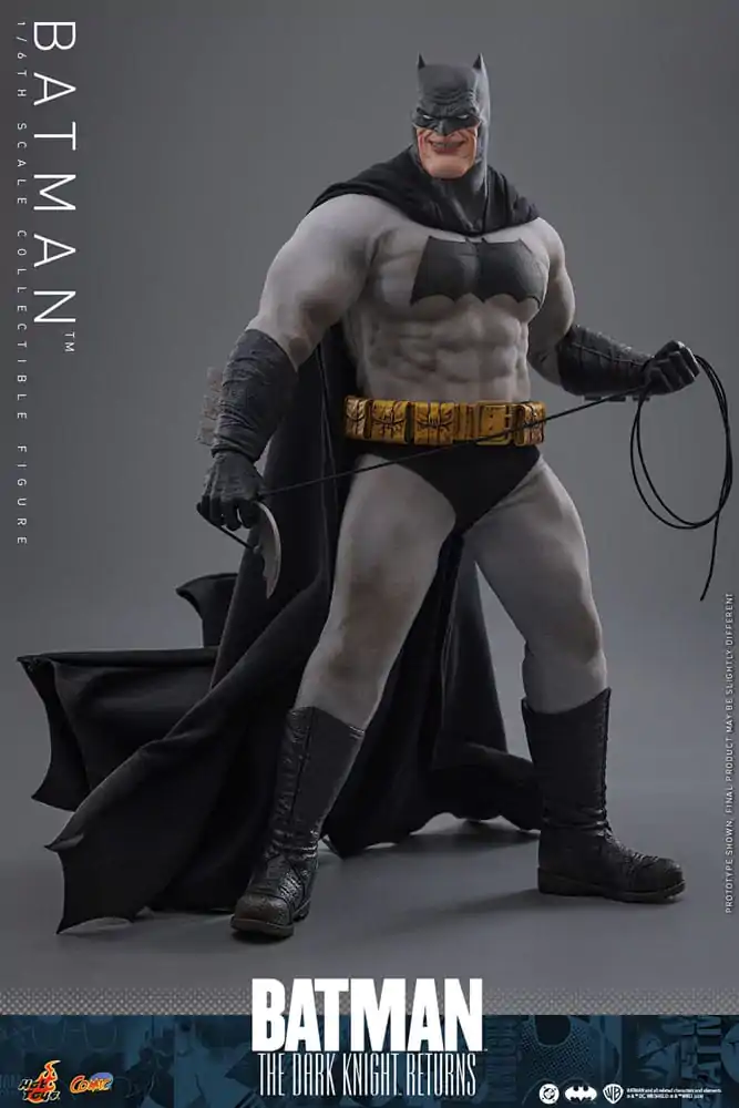 Batman: The Dark Knight Returns Comic Masterpiece akční figurka 1/6 Batman 32 cm fotografii produktu