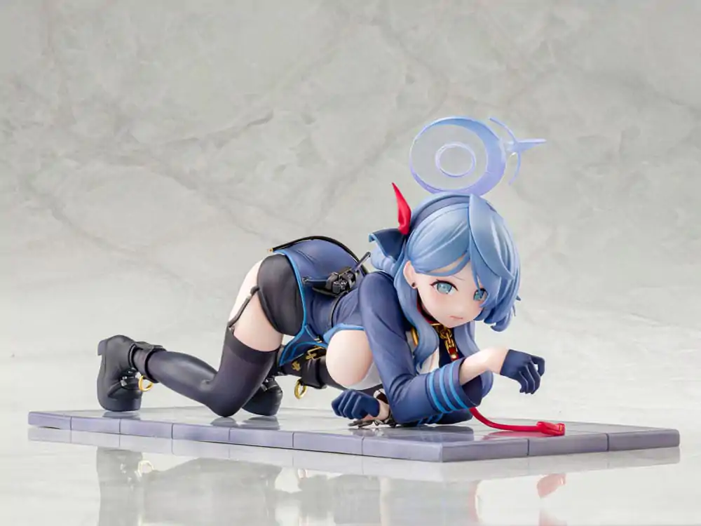 Blue Archive PVC Socha 1/7 Ako Memorial Lobby Ver. 23 cm fotografii produktu