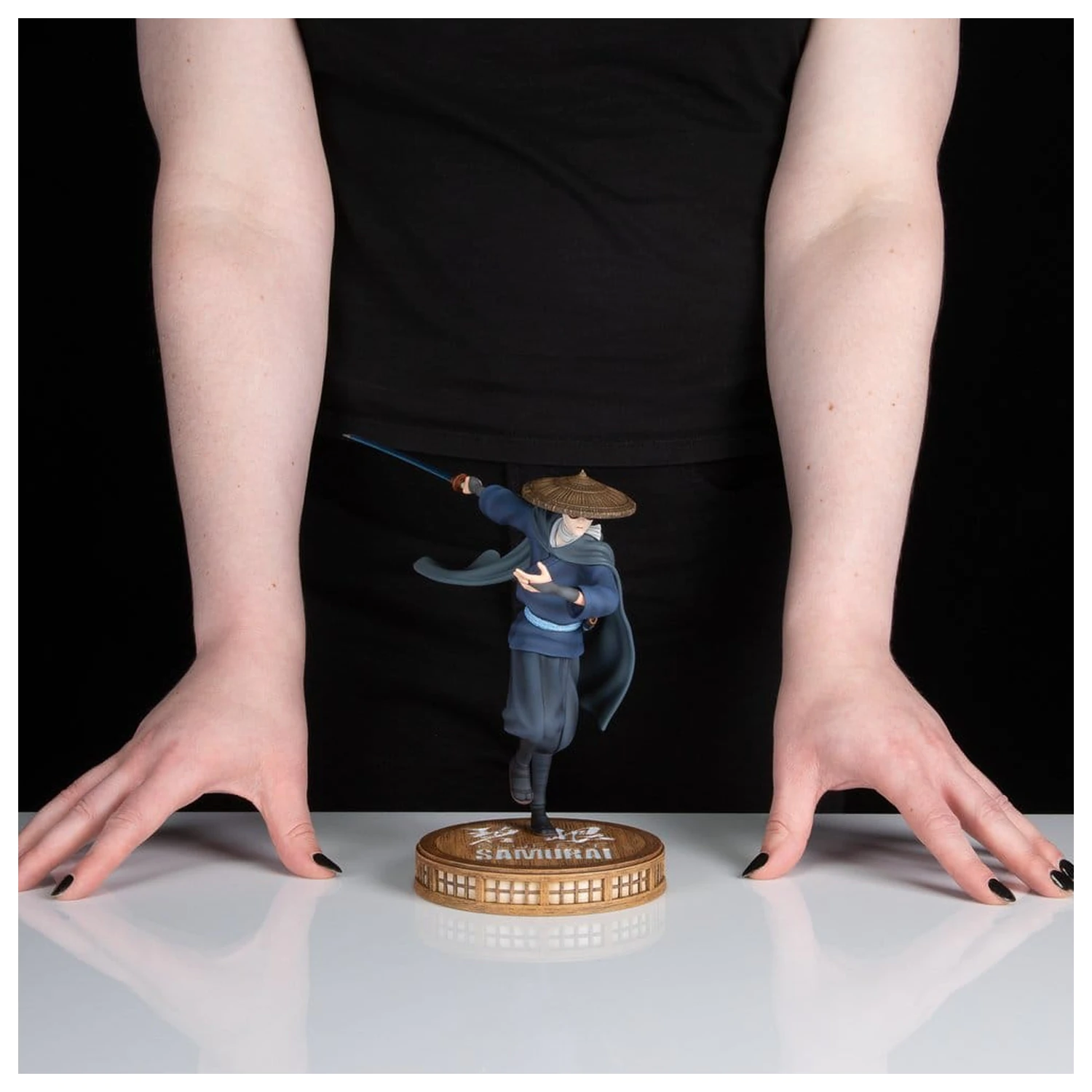 Blue Eye Samurai PVC soška Mizu 20 cm fotografii produktu