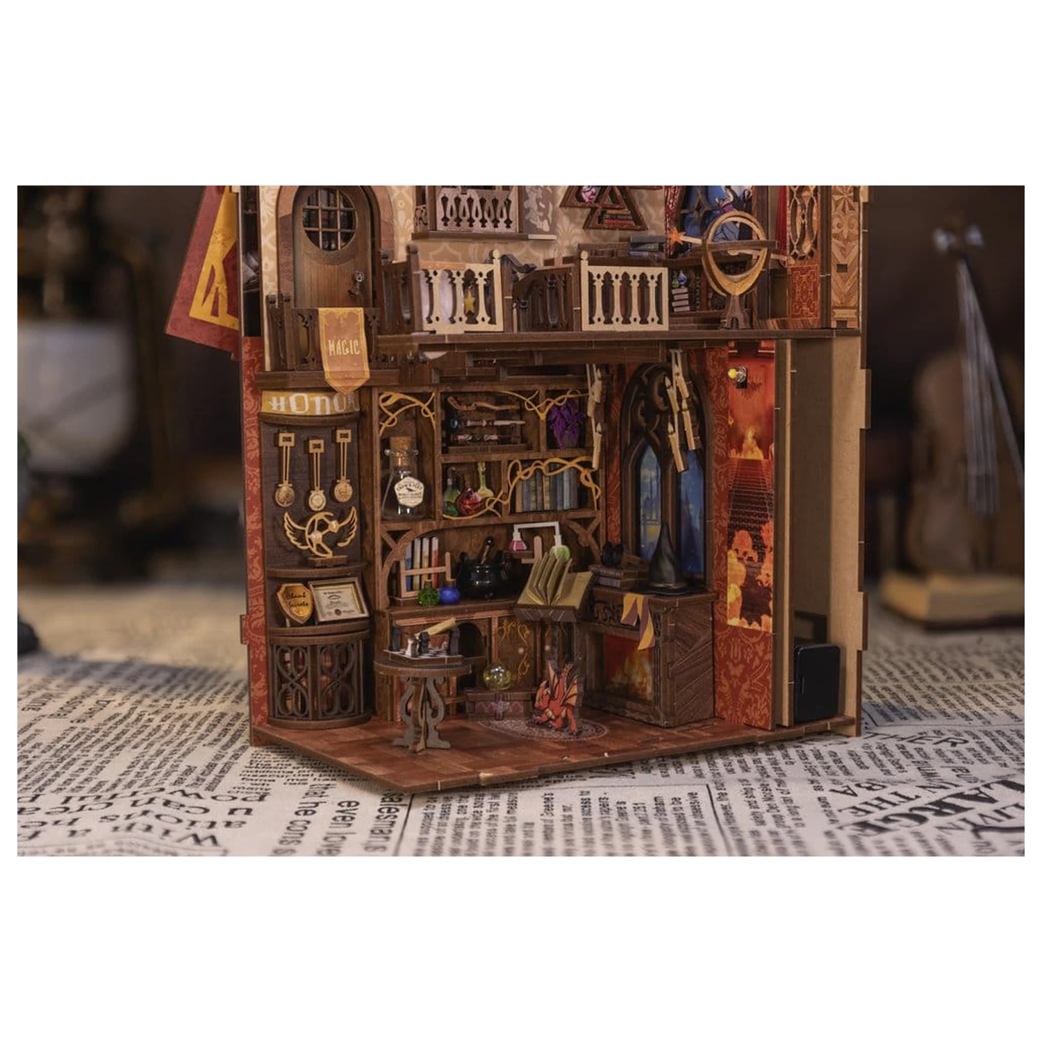 Book Nook Flame Common Room 23 x 11 cm fotografii produktu