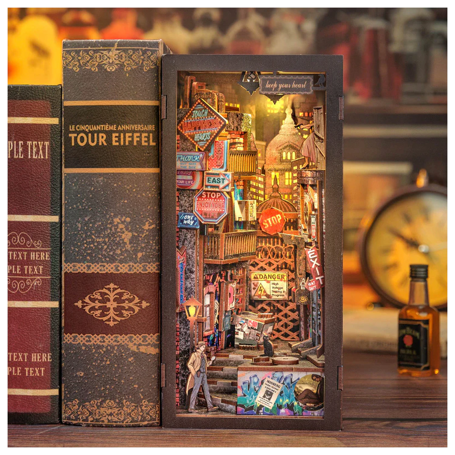 BOOK NOOK KIT DIY The Long Goodbye 238 ks + LED Světelná stavebnice fotografii produktu