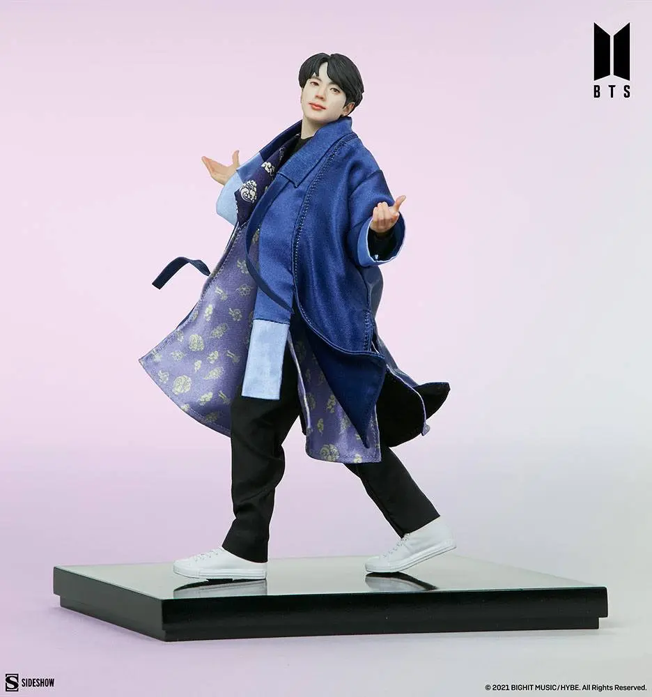 BTS Idol Kolekce PVC Socha Jin Deluxe 23 cm fotografii produktu